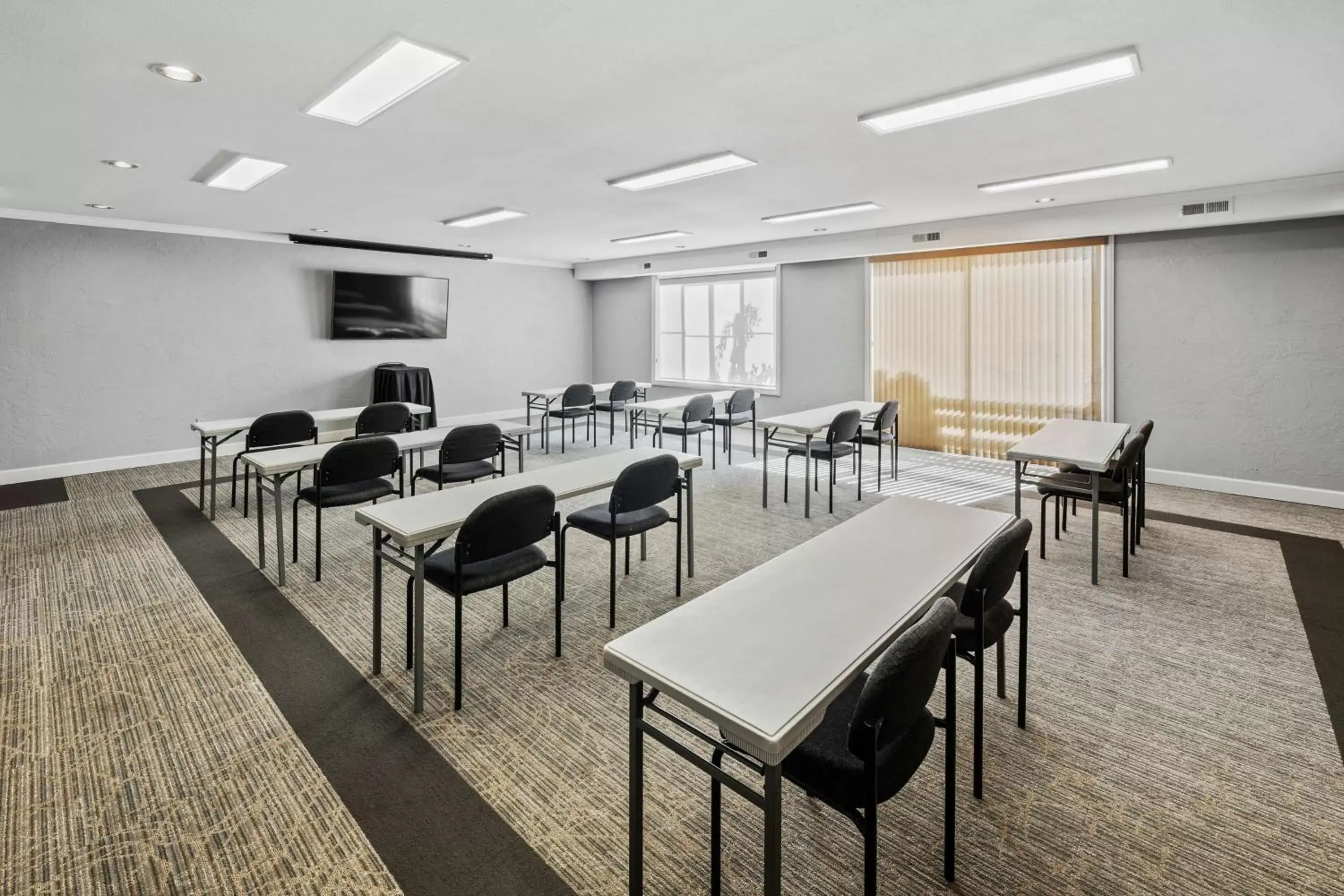 Meeting/conference room, Business Area/Conference Room in Best Western Wesley Inn & Suites