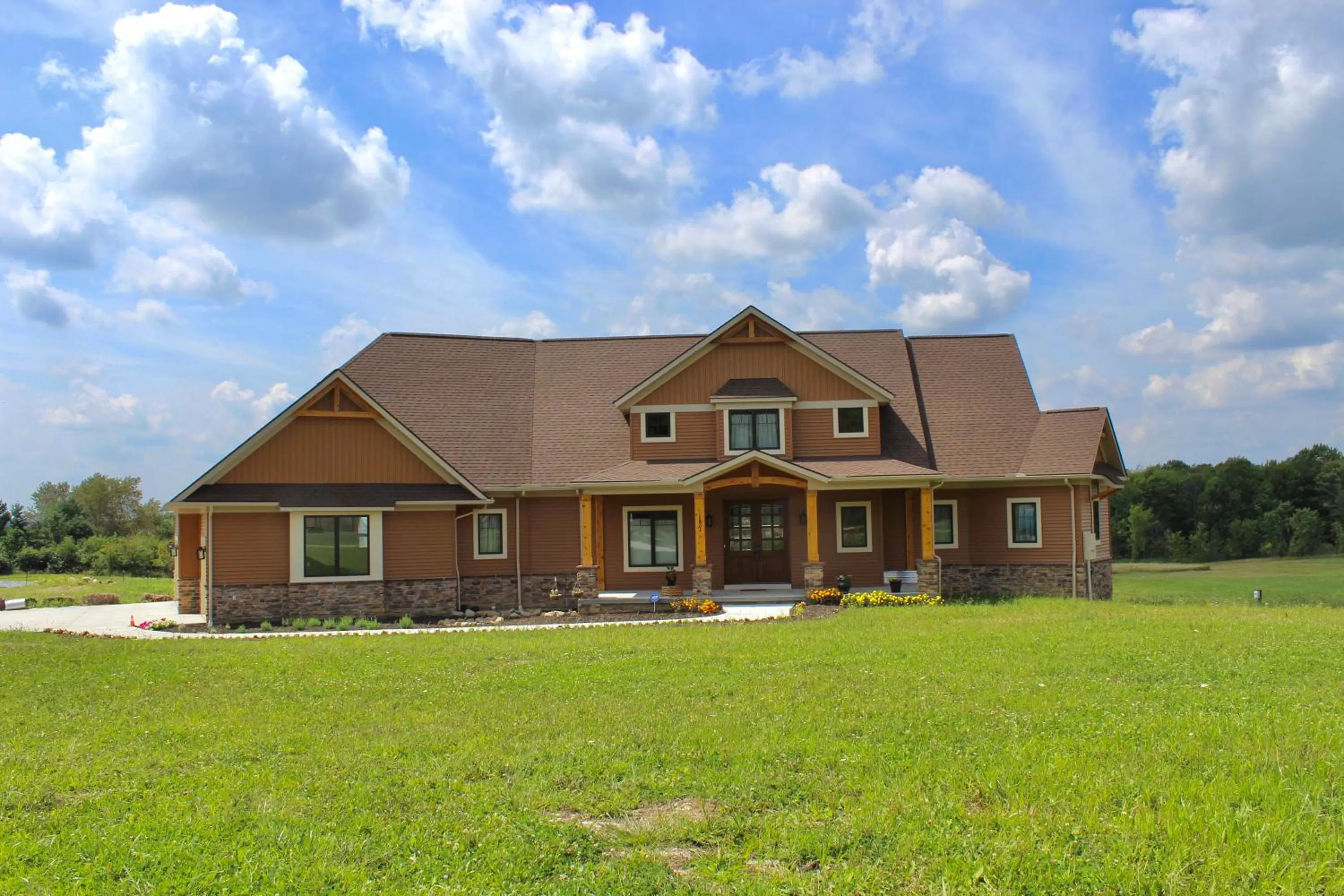 Facade/entrance, Garden in Purple Skies Homestead