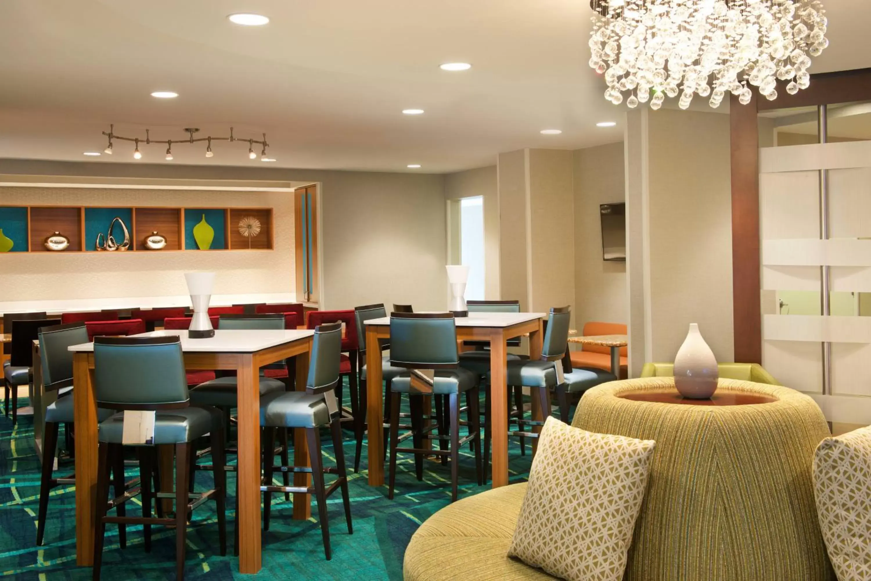 Lobby or reception, Restaurant/Places to Eat in Springhill Suites Jacksonville