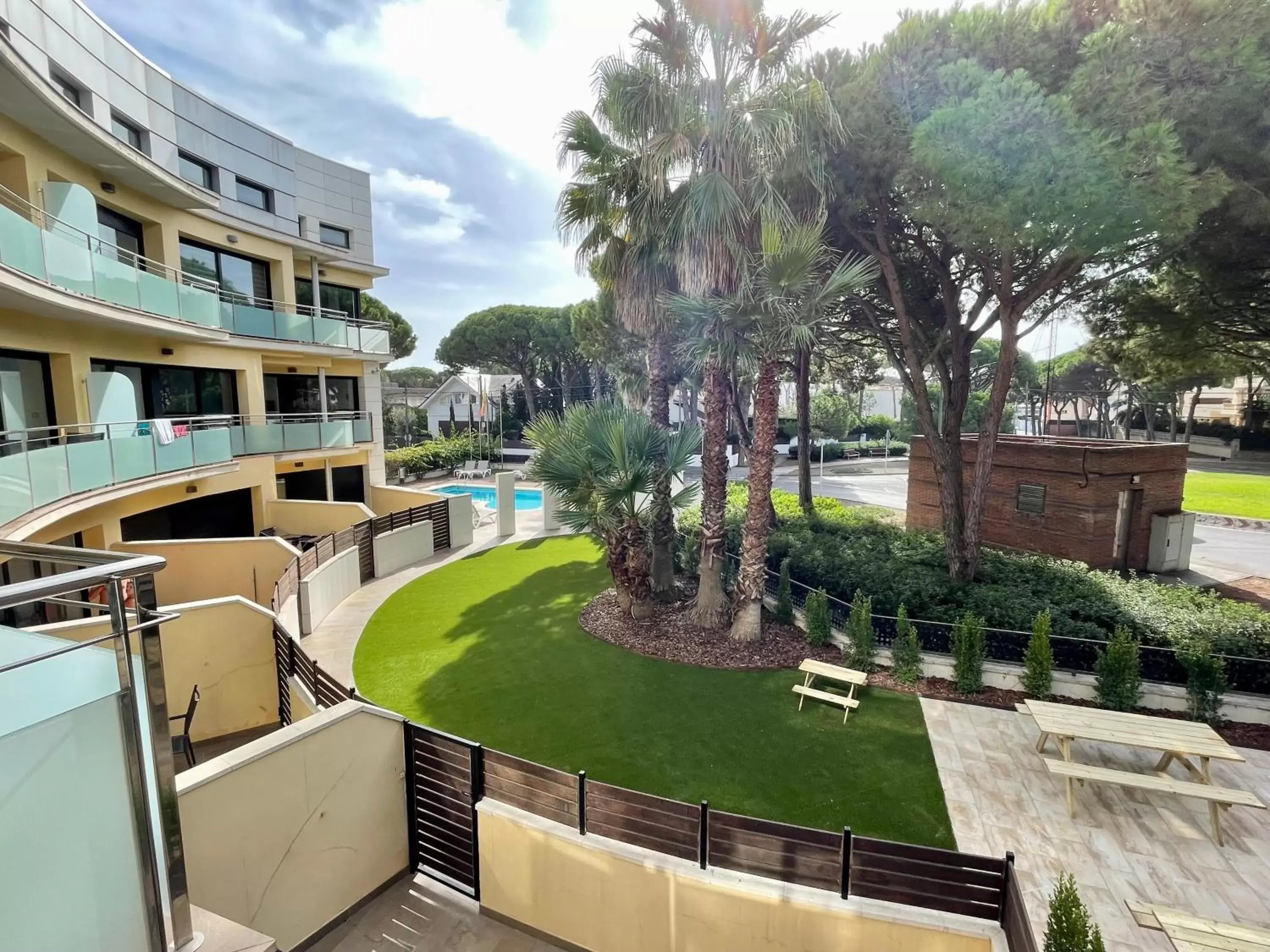 Pool View in Aparthotel Las Palmeras Castelldefels