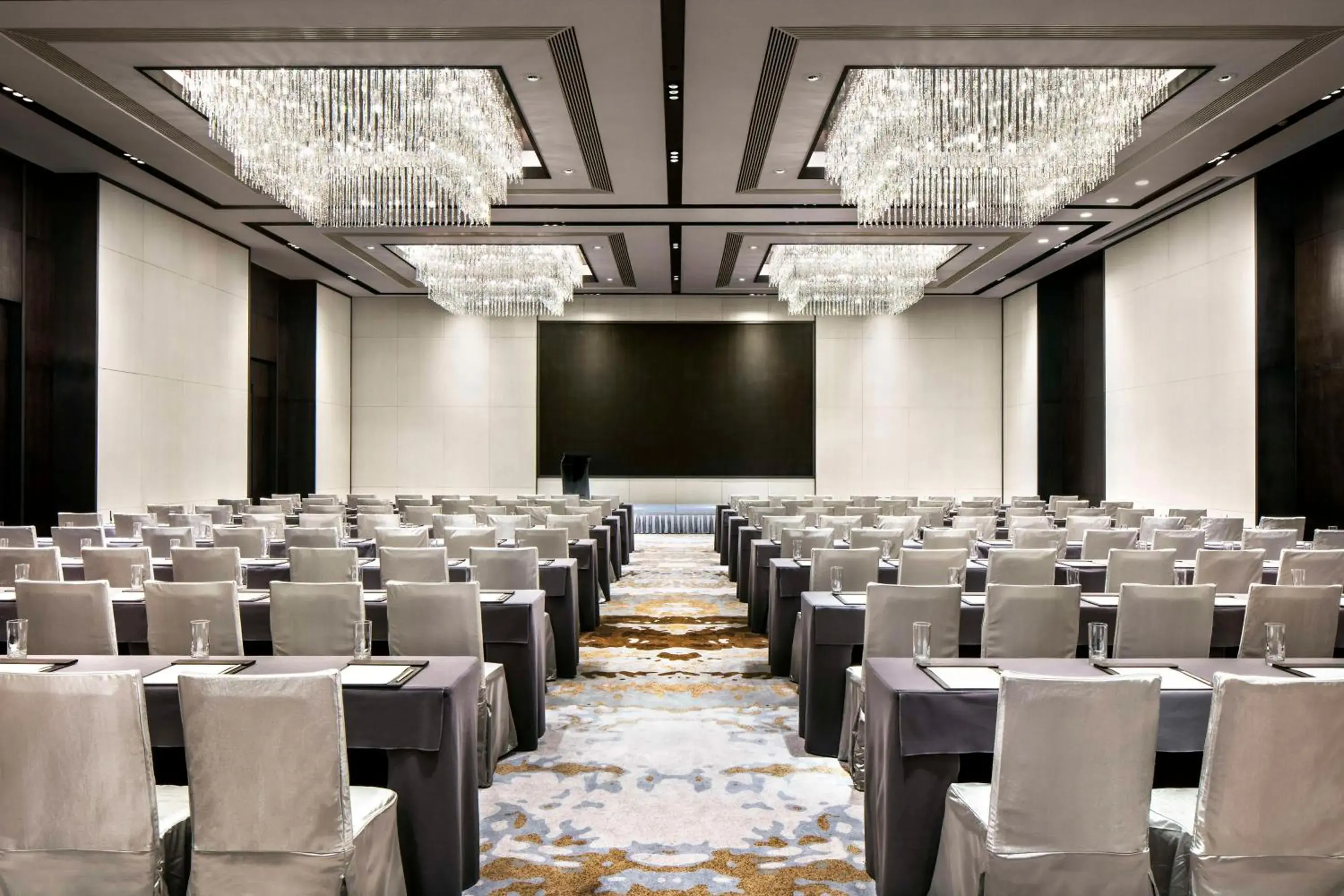 Meeting/conference room in Hilton Ningbo Dongqian Lake