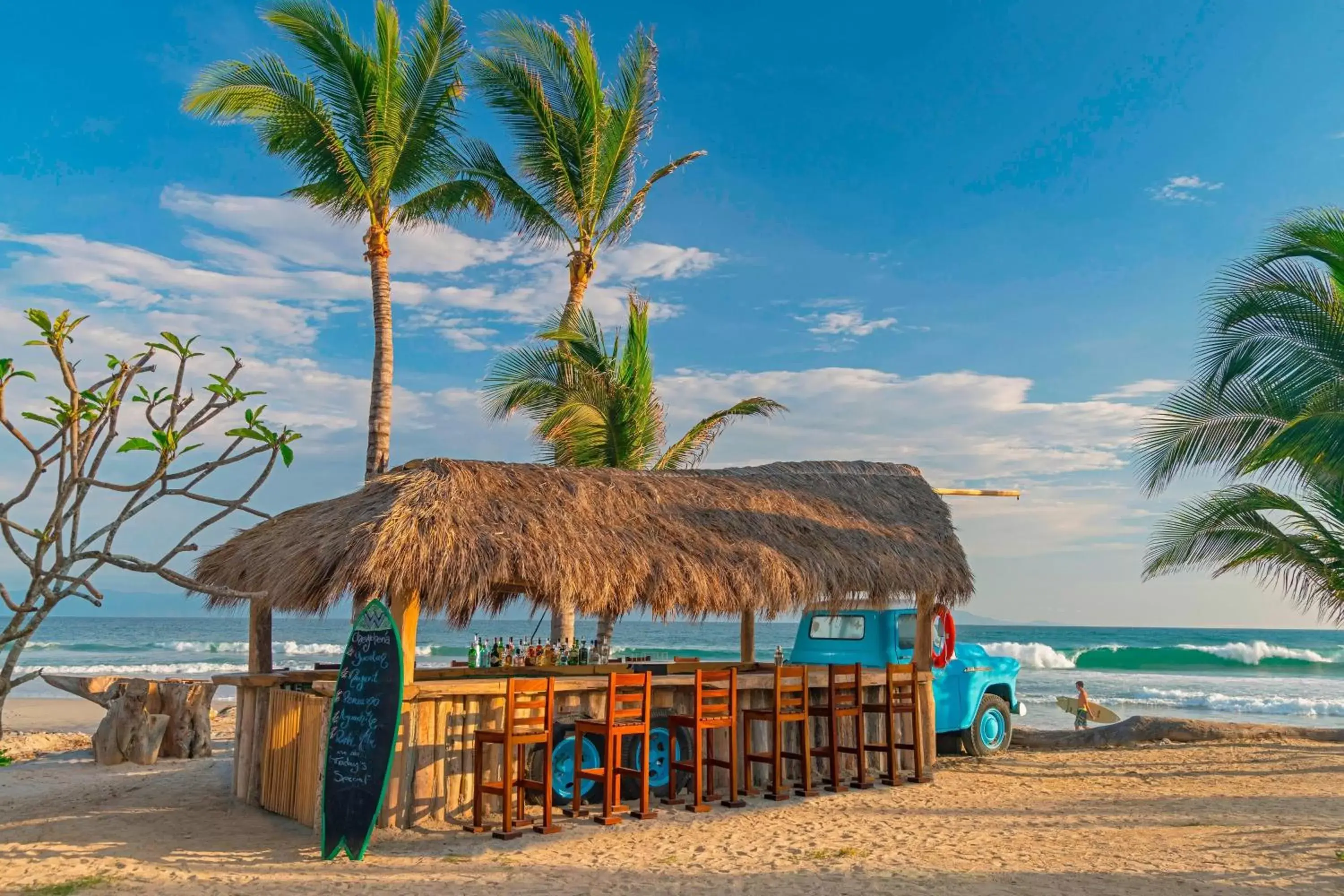 Restaurant/places to eat, Beach in W Punta de Mita