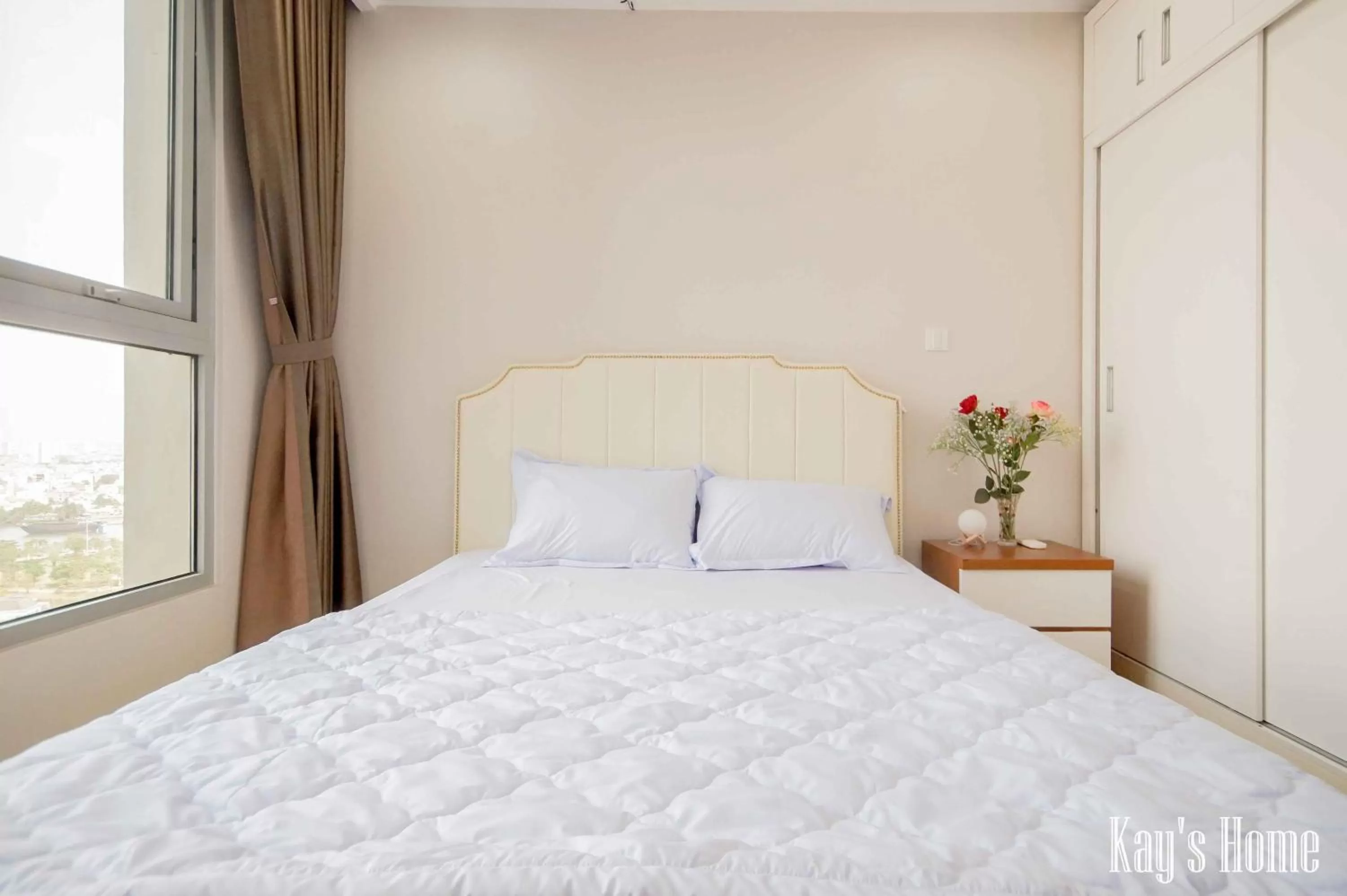 Bed in Vinhomes Central Park-Nice Homes