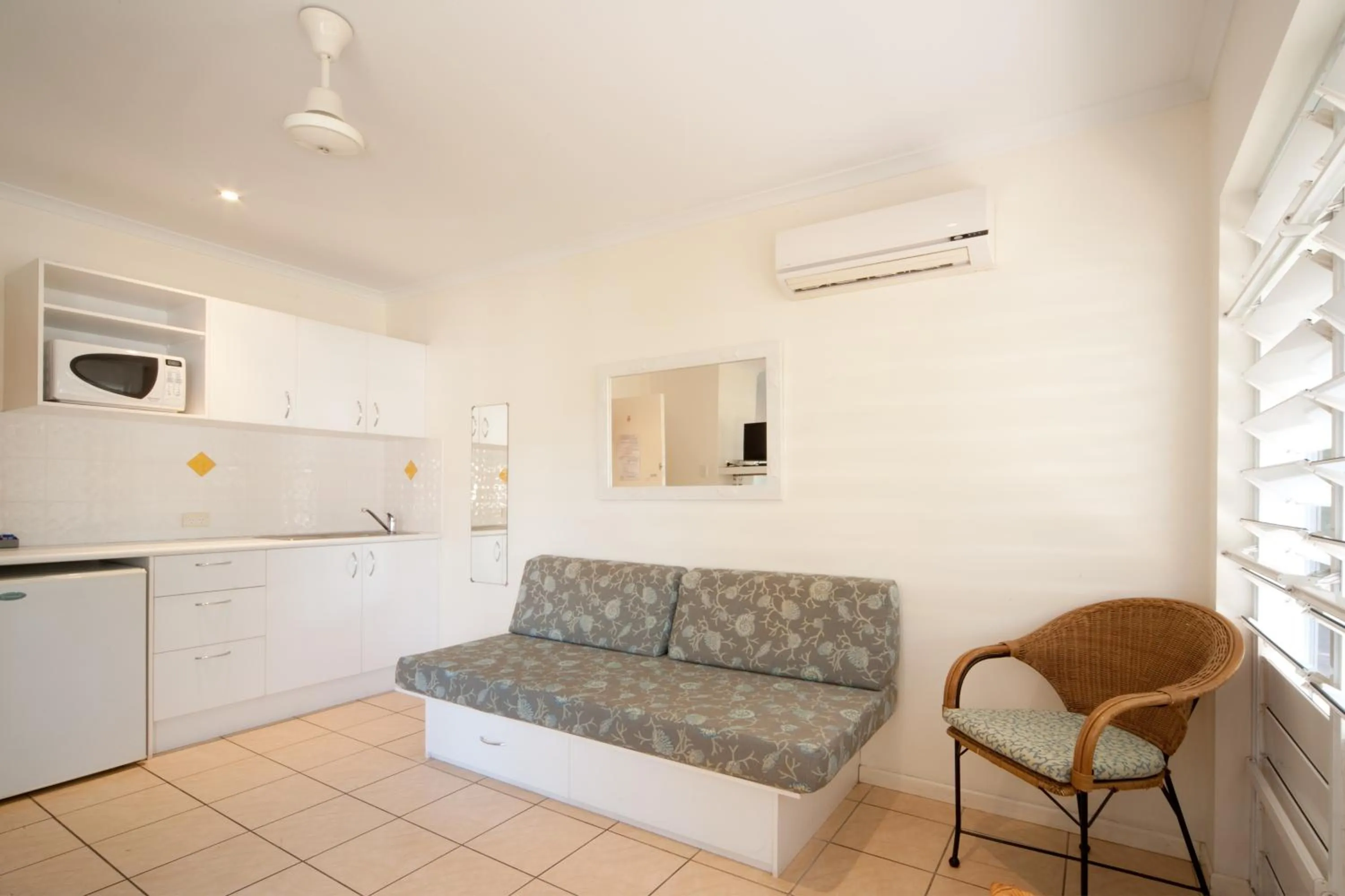 Kitchen or kitchenette in Mango House Resort