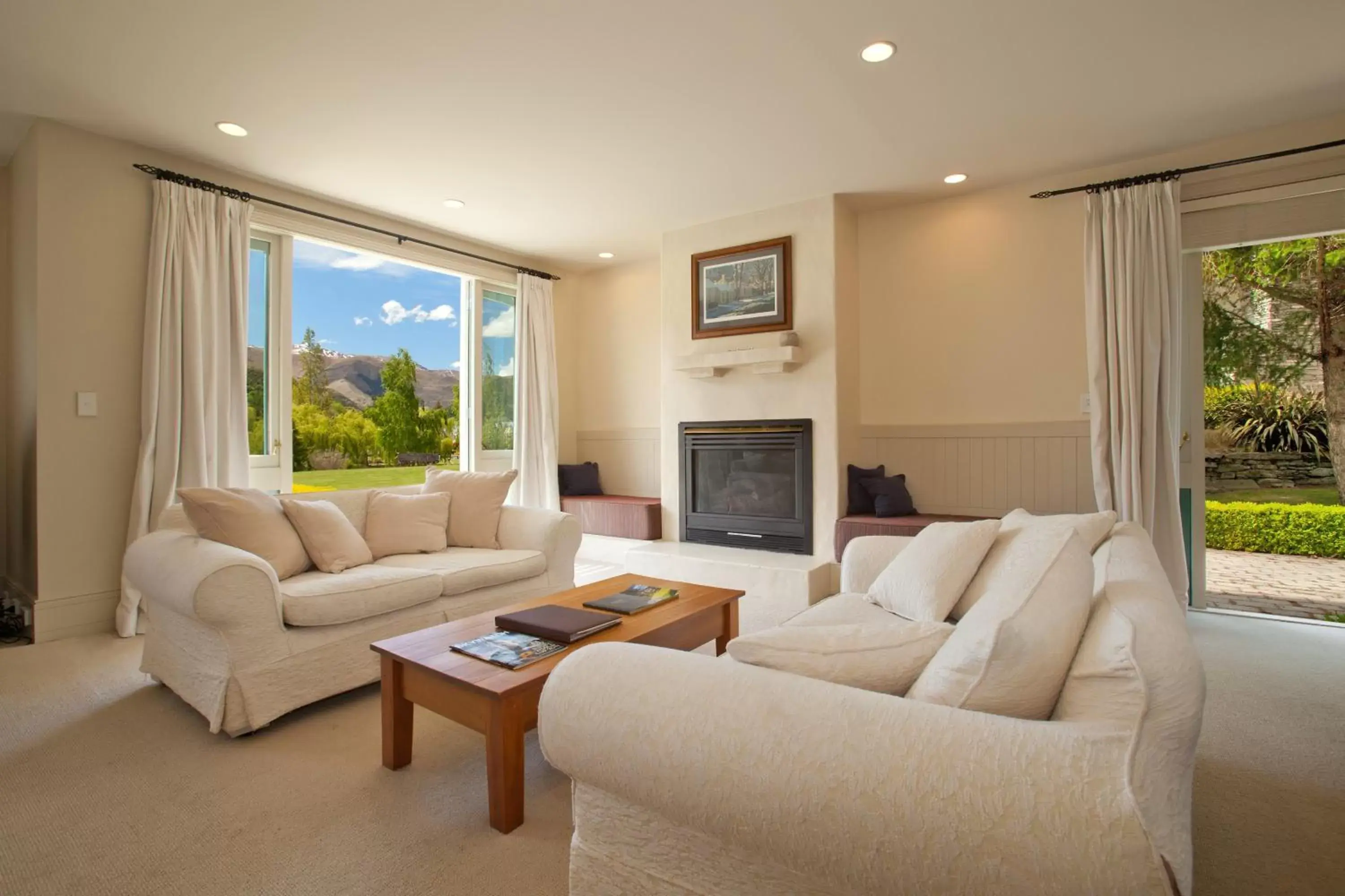 Living room, Seating Area in Millbrook Resort