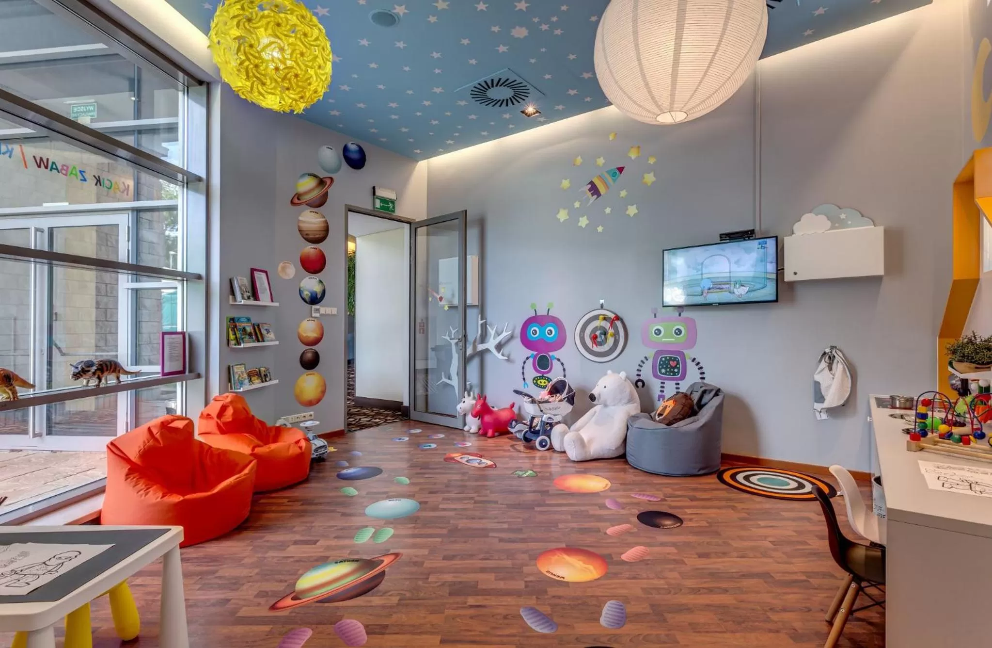 Area and facilities in Holiday Inn Resort Warsaw Józefów by IHG