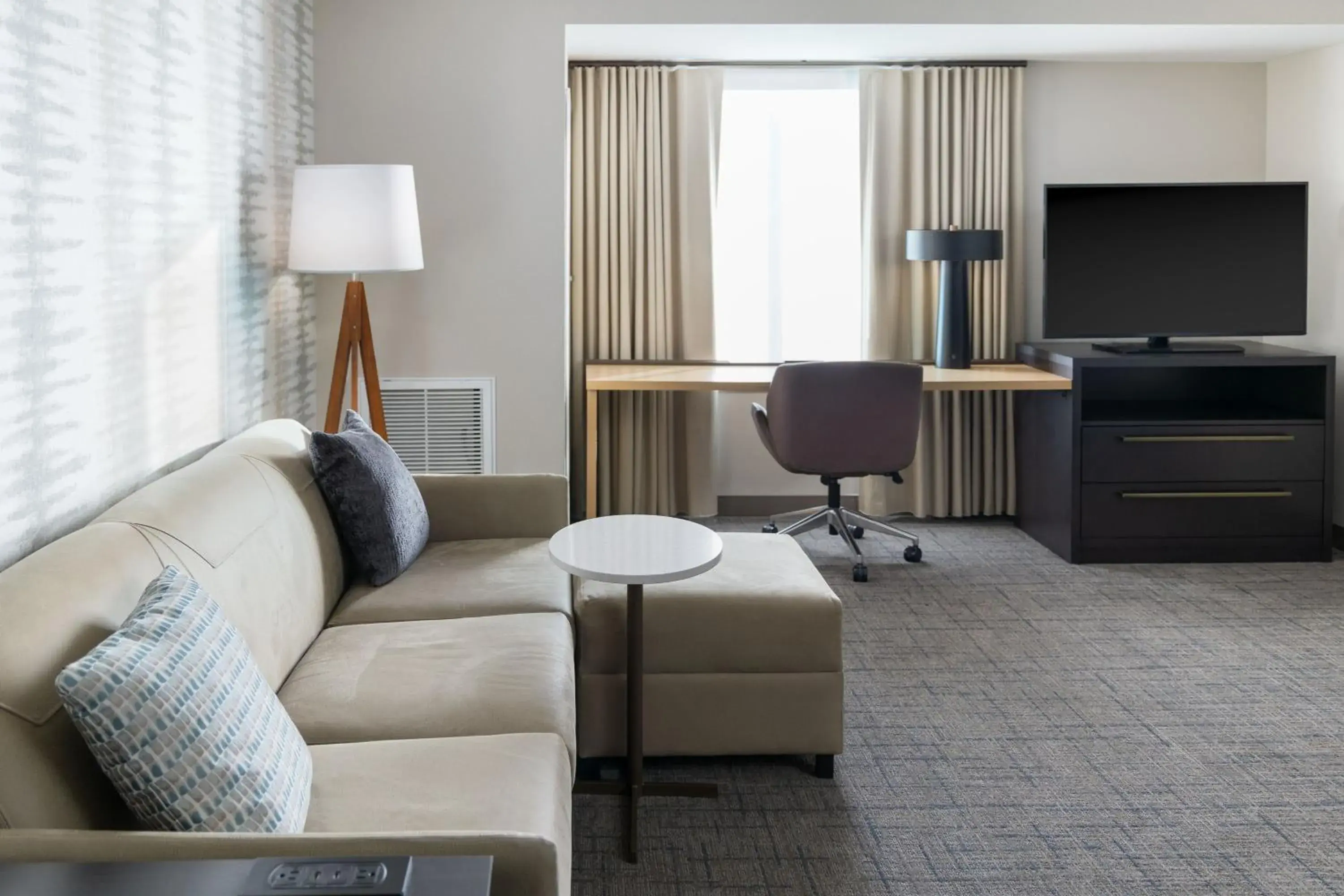 Photo of the whole room, Seating Area in Residence Inn by Marriott Fairfield Napa