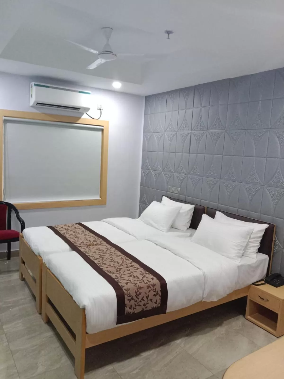 Bedroom, Bed in Soukyam Hotel