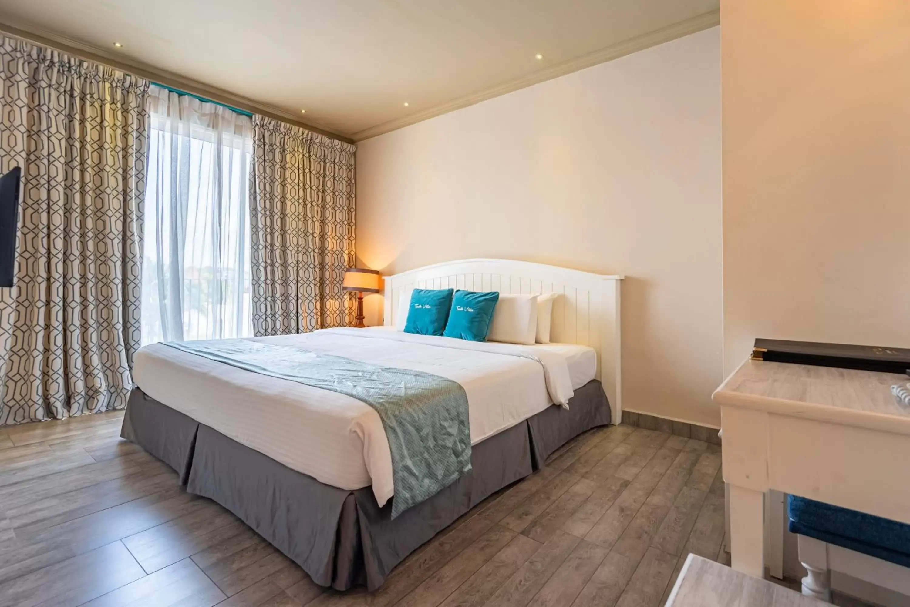 Bedroom, Bed in Tasik Villa International Resort