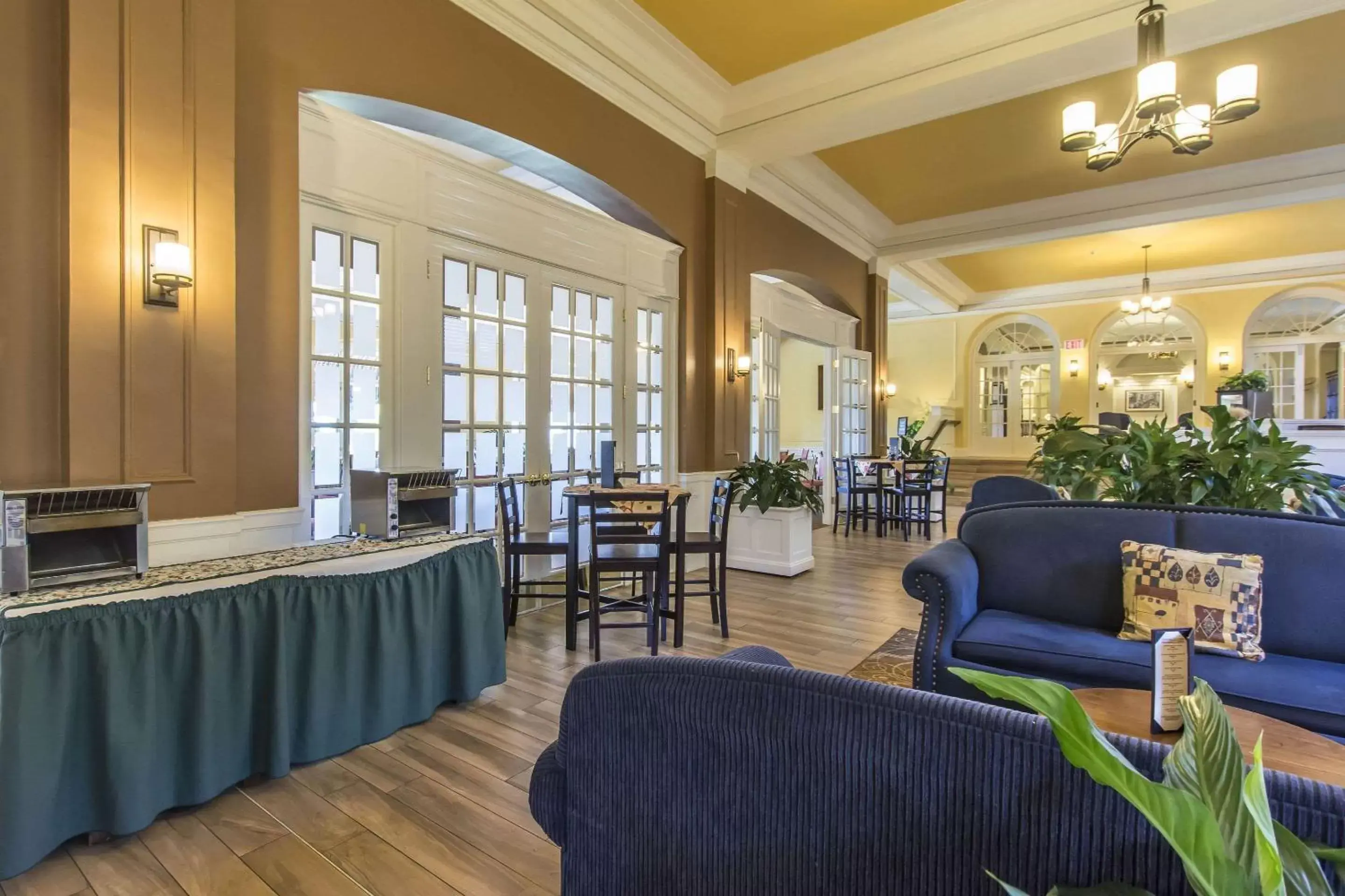 Restaurant/places to eat in Digby Pines Golf Resort and Spa Restaurant/places to eat in Digby Pines Golf Resort and Spa