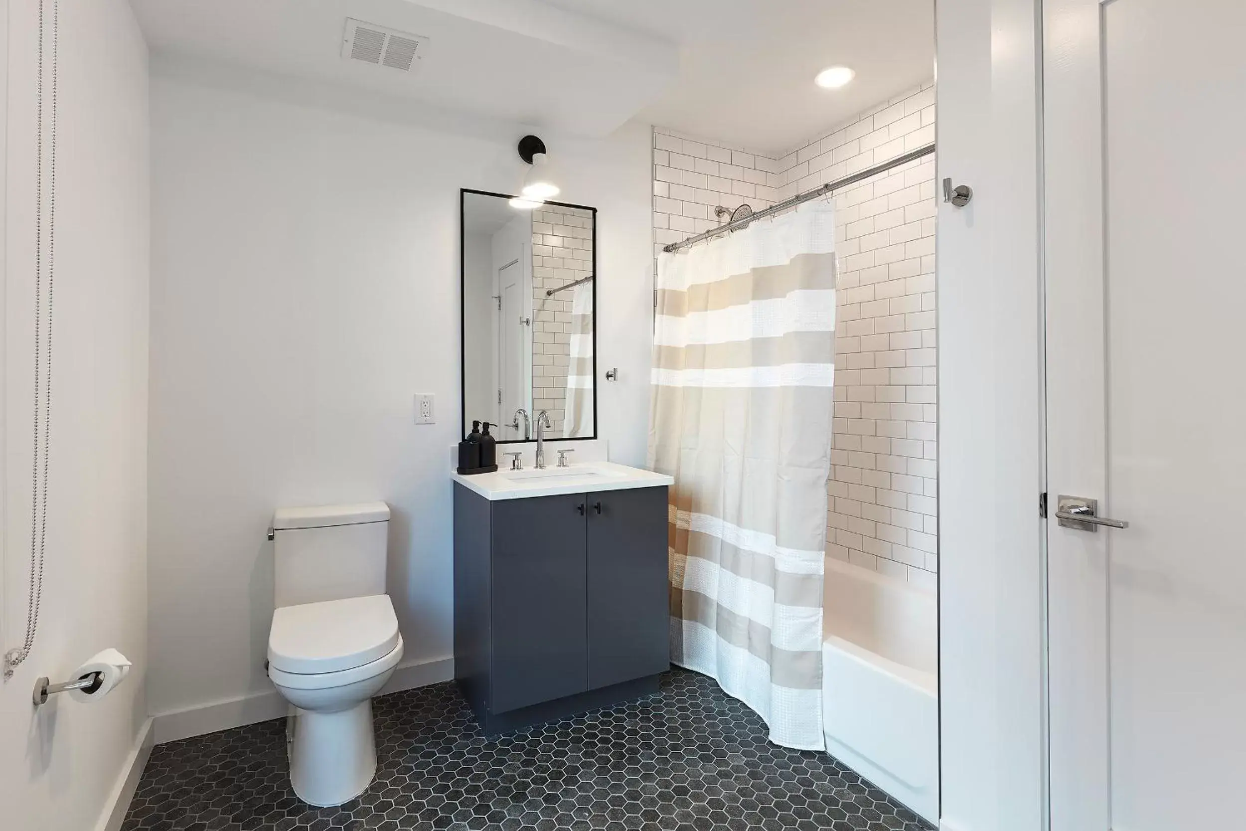 Bathroom in Harmony Lofts on Jackson 2