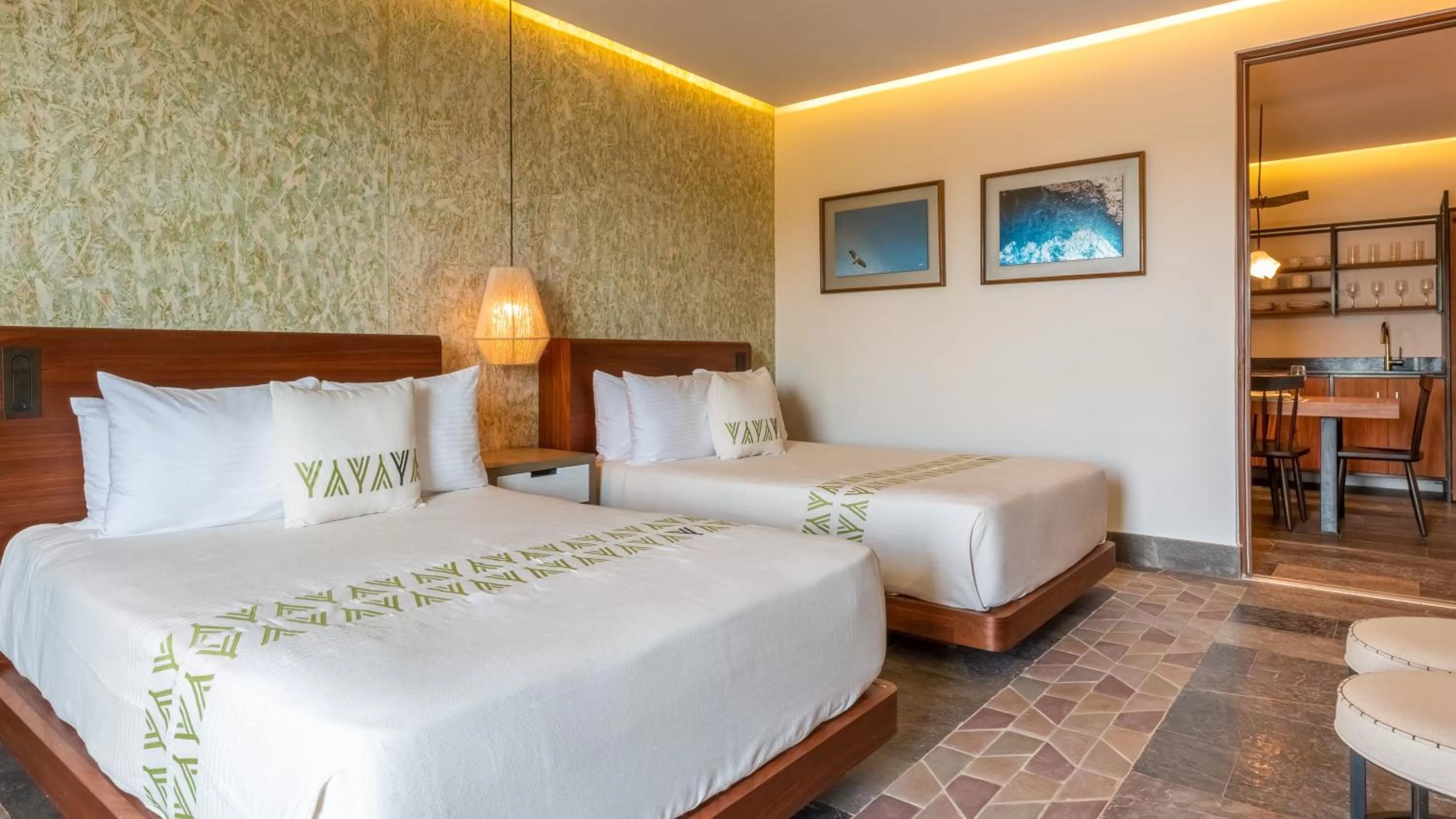 Photo of the whole room, Bed in Las Brisas Merida