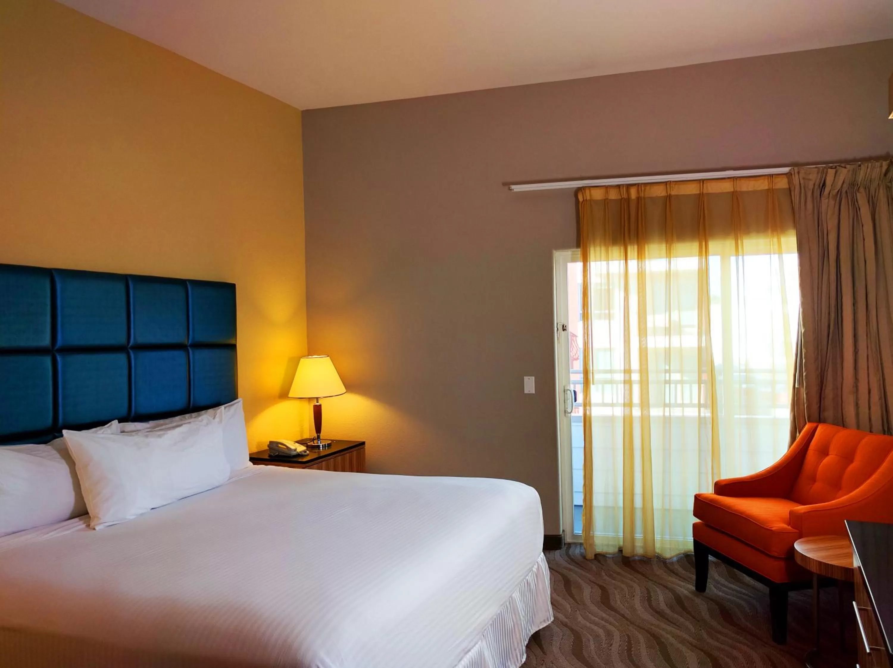 Bedroom in Porto Vista Hotel In Little Italy