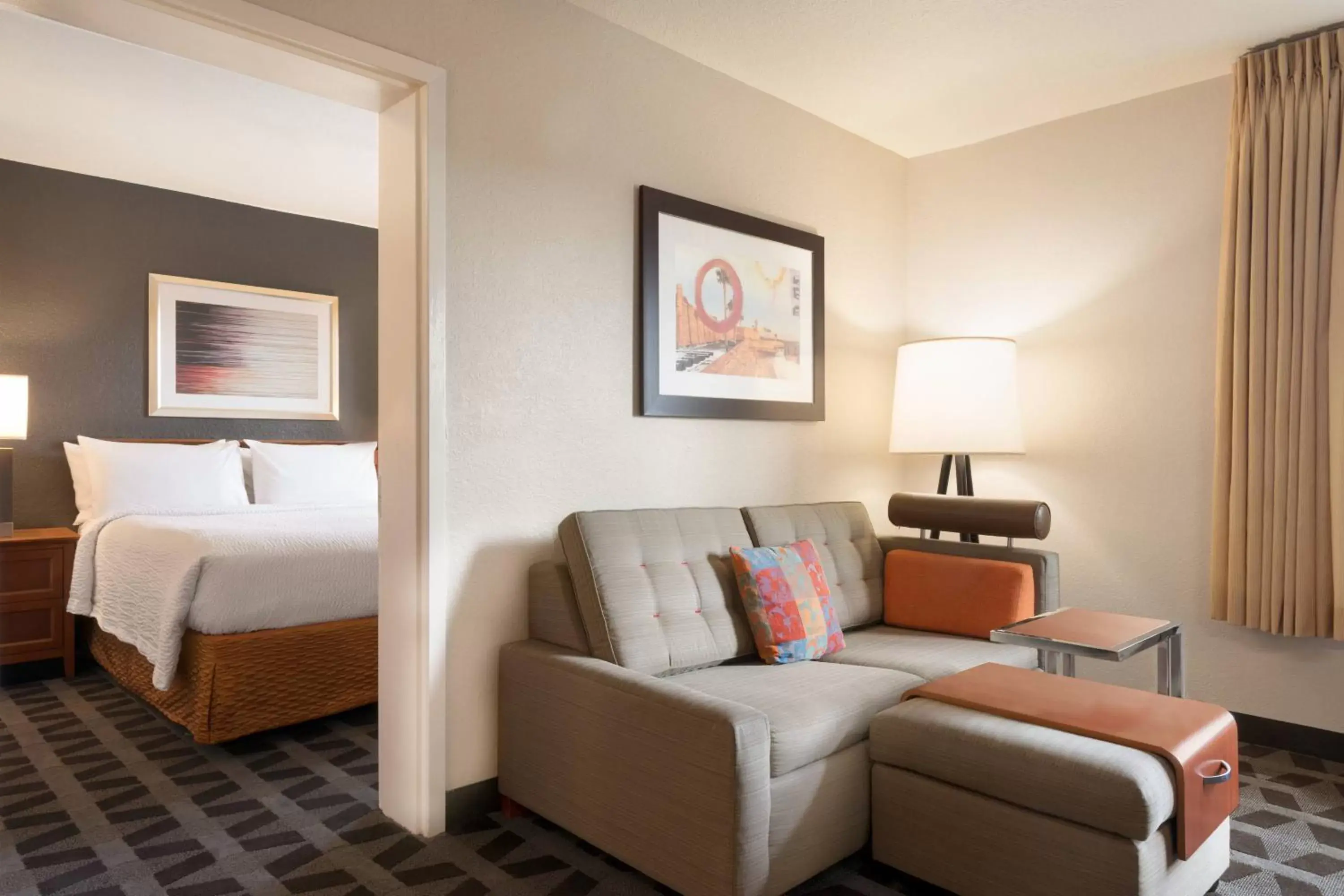 Bedroom, Seating Area in TownePlace Suites Fort Lauderdale West