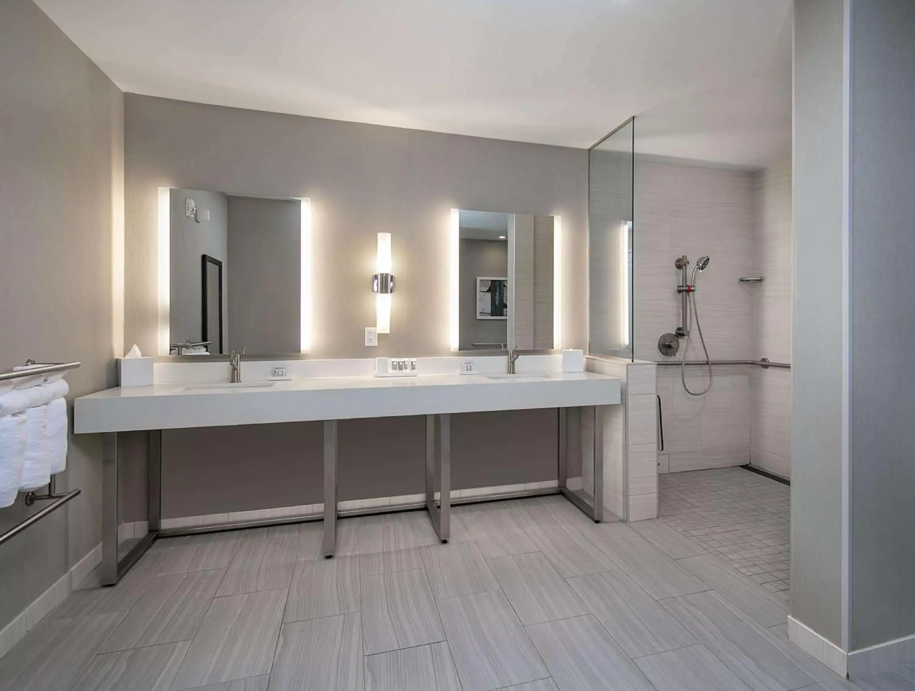 Bathroom in Inn at the Pier Pismo Beach, Curio Collection by Hilton Bathroom in Inn at the Pier Pismo Beach, Curio Collection by Hilton