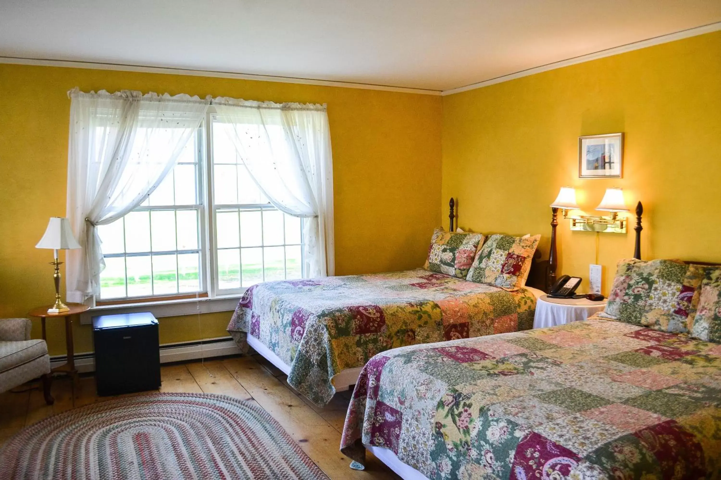 Bed in The Quechee Inn at Marshland Farm