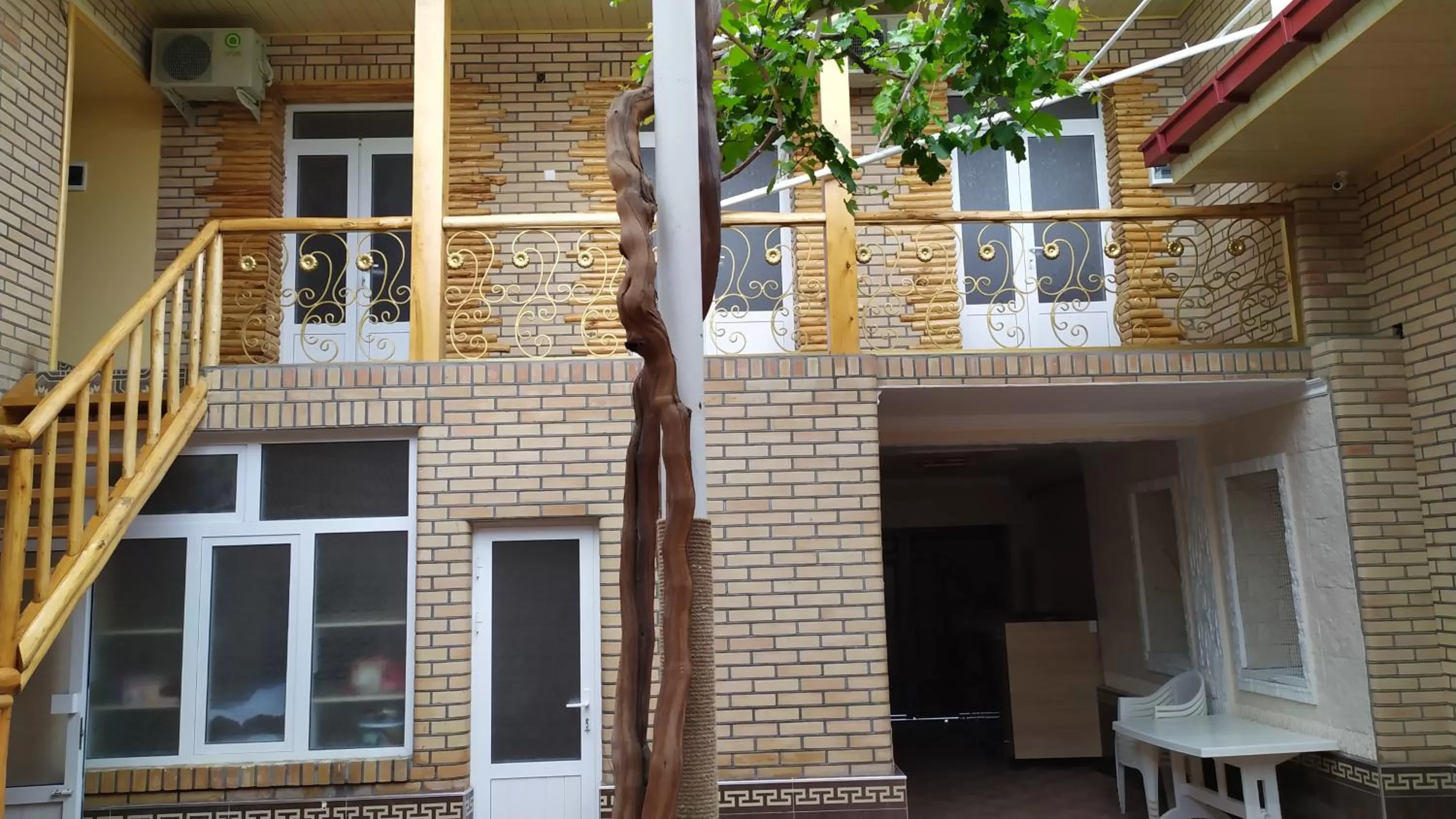 Property Building in Alisher B&B Chorbog'