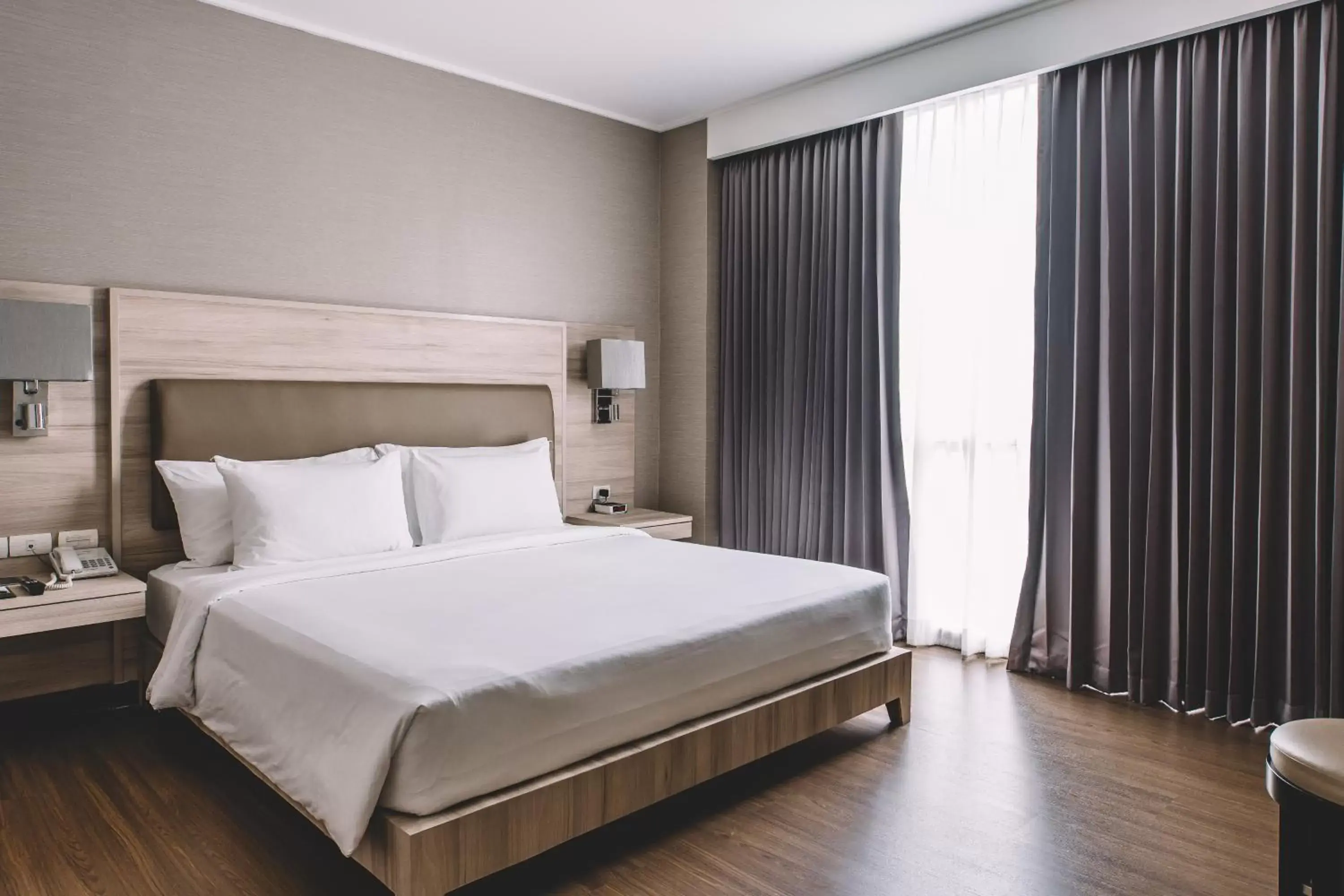 Day, Room Photo in Adelphi Suites Bangkok - SHA Extra Plus