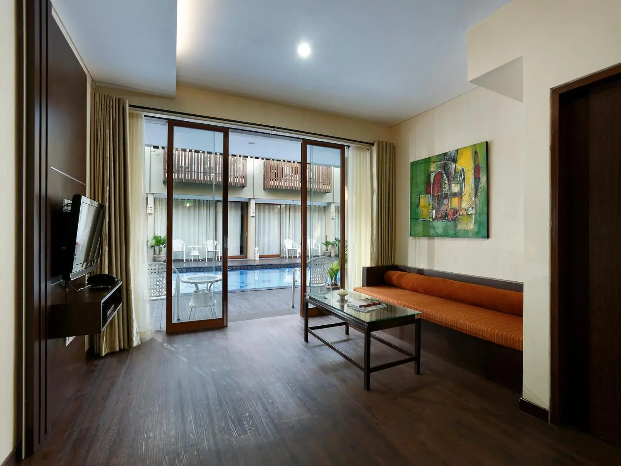 Living room, Seating Area in Devata Suite & Residence