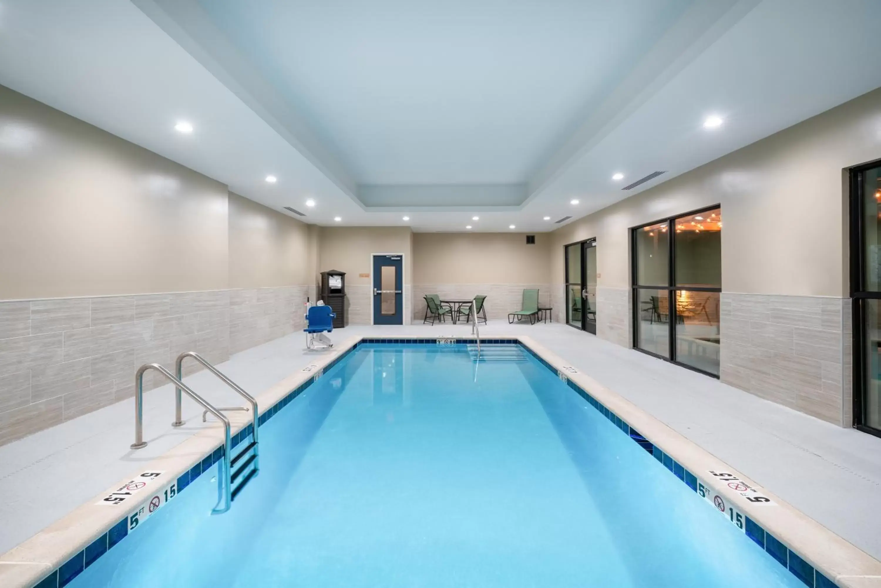 Swimming pool in Candlewood Suites - Nashville - Franklin, an IHG Hotel