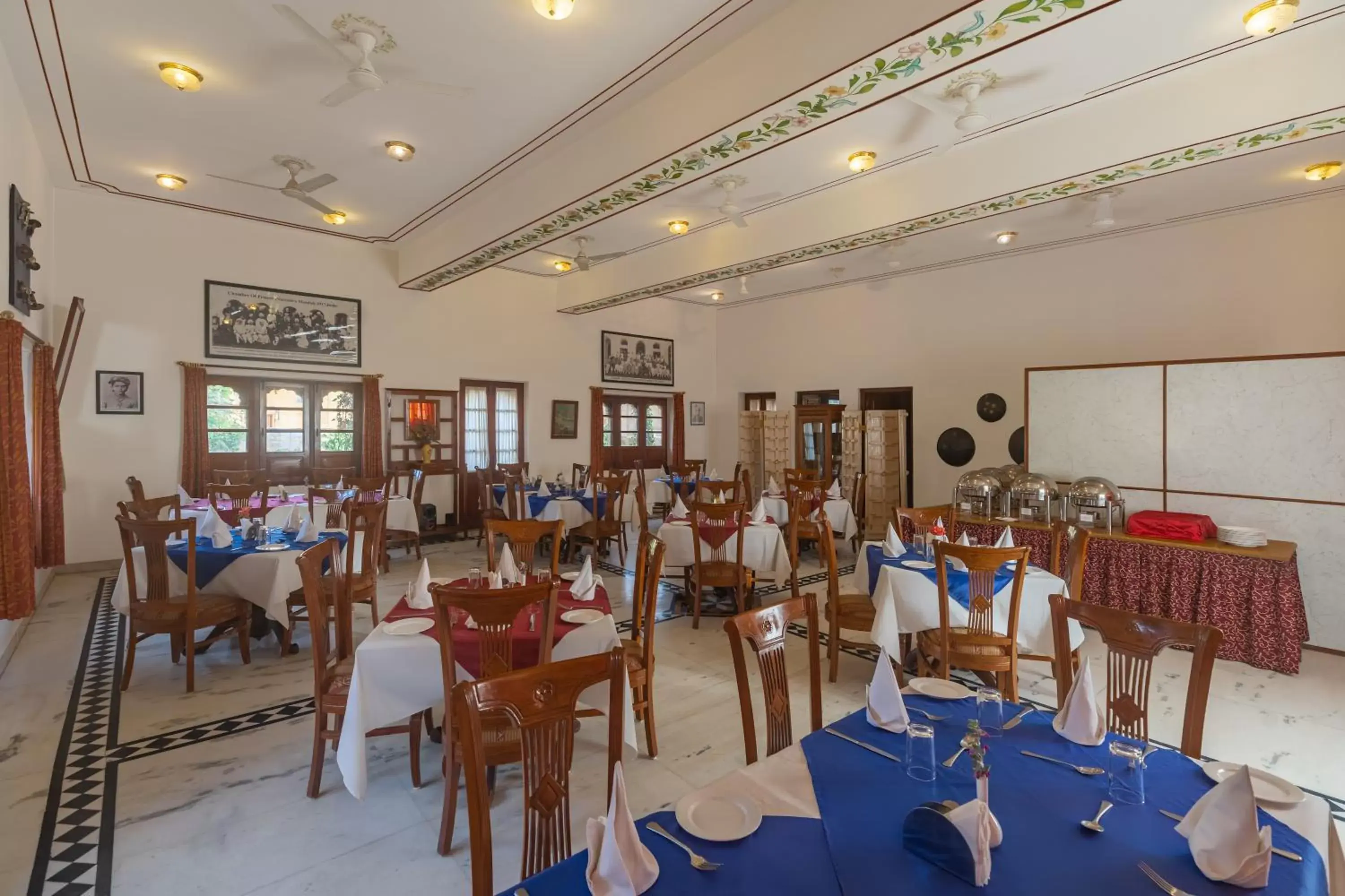 Restaurant/places to eat in WelcomHeritage Mandir Palace Restaurant/places to eat in WelcomHeritage Mandir Palace