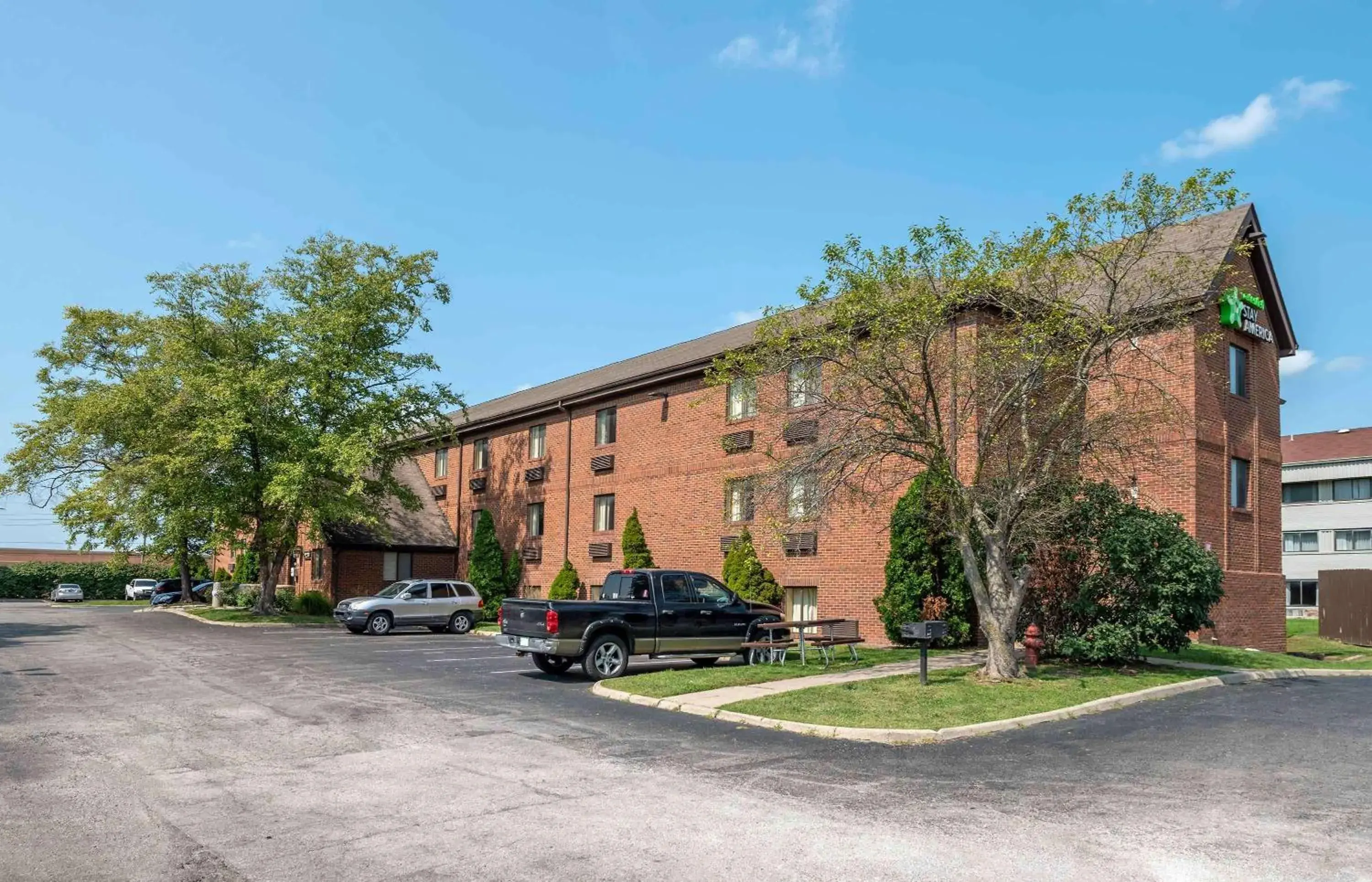 Property Building in Extended Stay America Suites - Indianapolis - Northwest - College Park