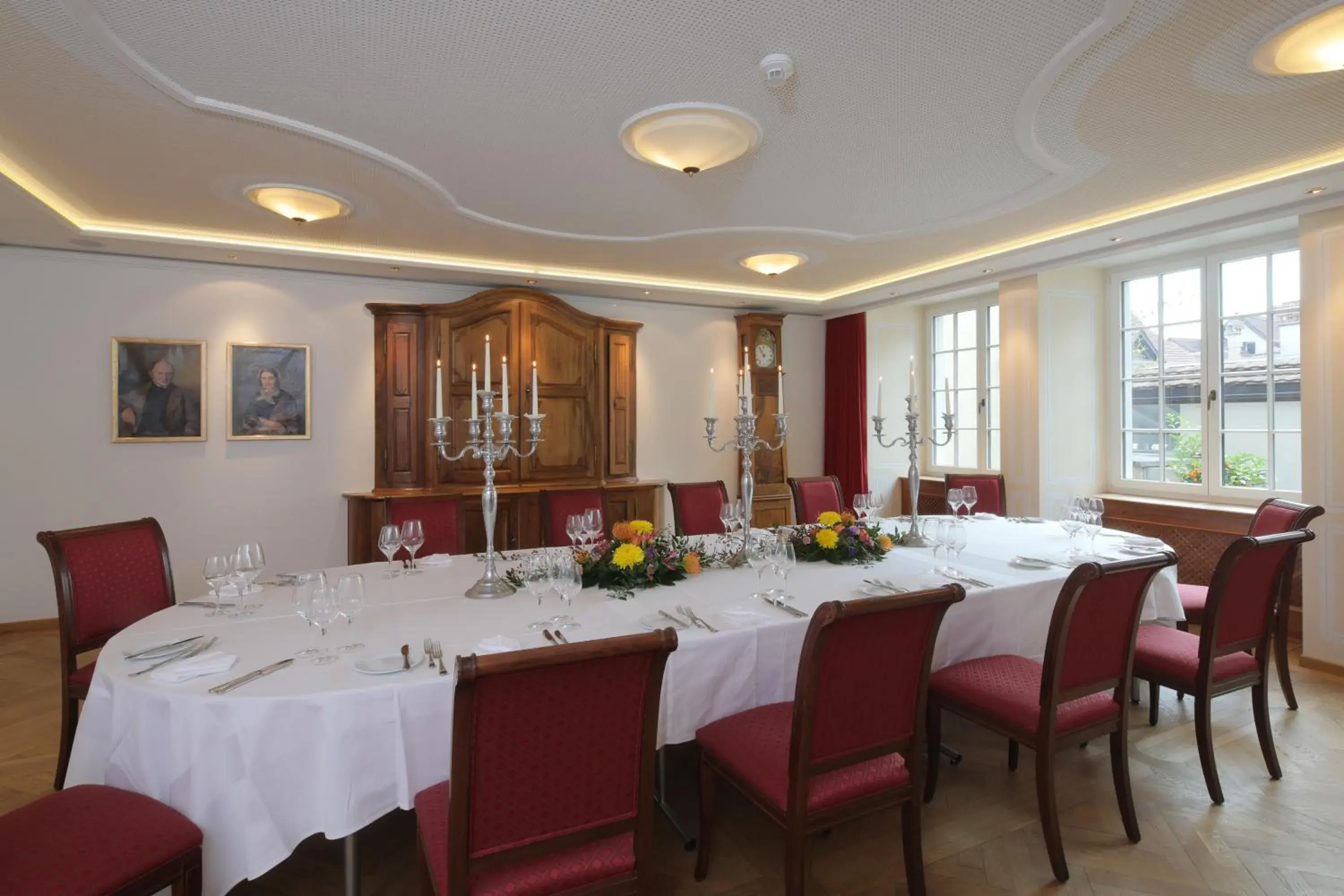 Restaurant/Places to Eat in Hotel Roter Turm