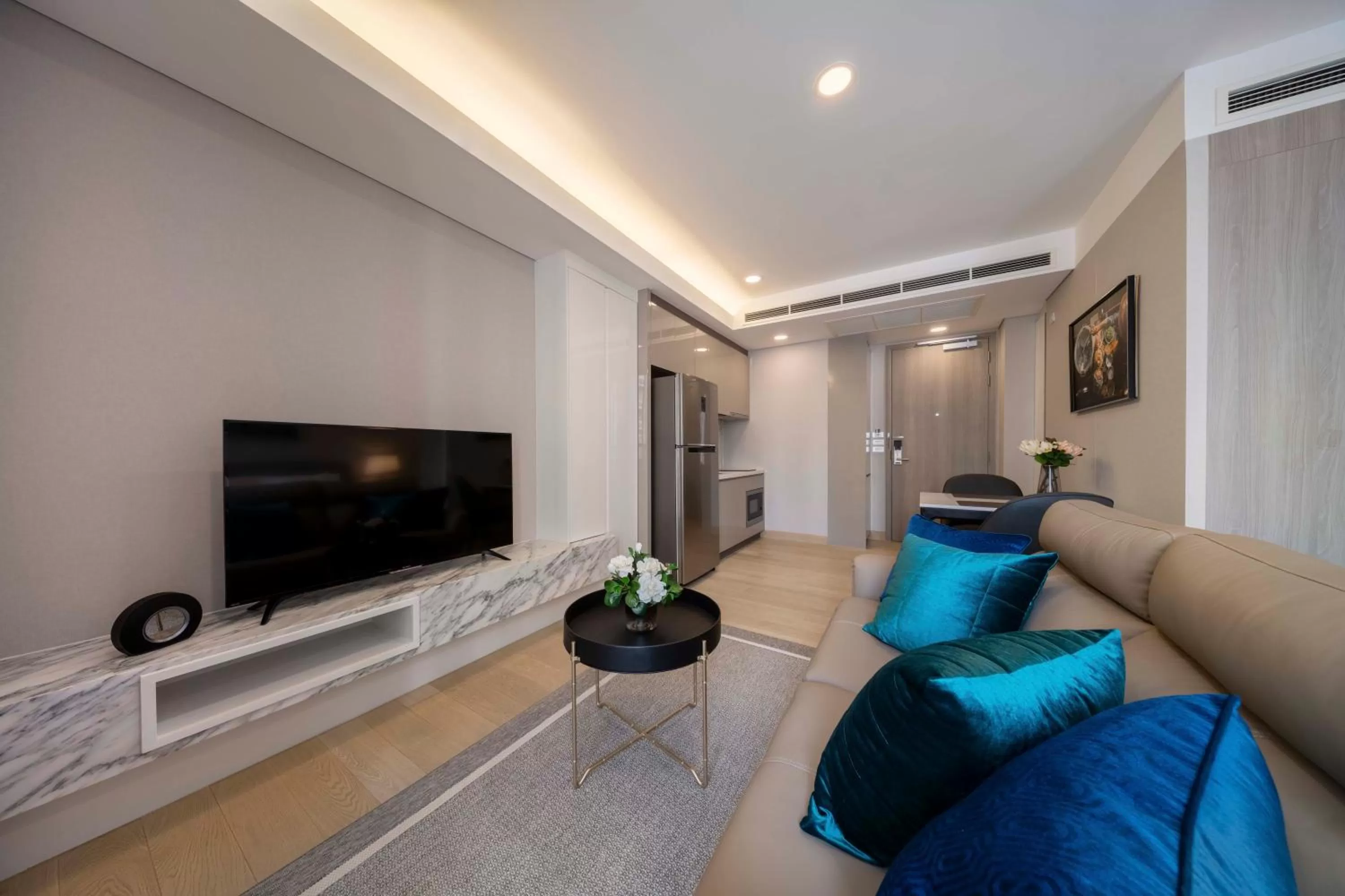 TV and multimedia in Wyndham Bangkok Queen Convention Centre