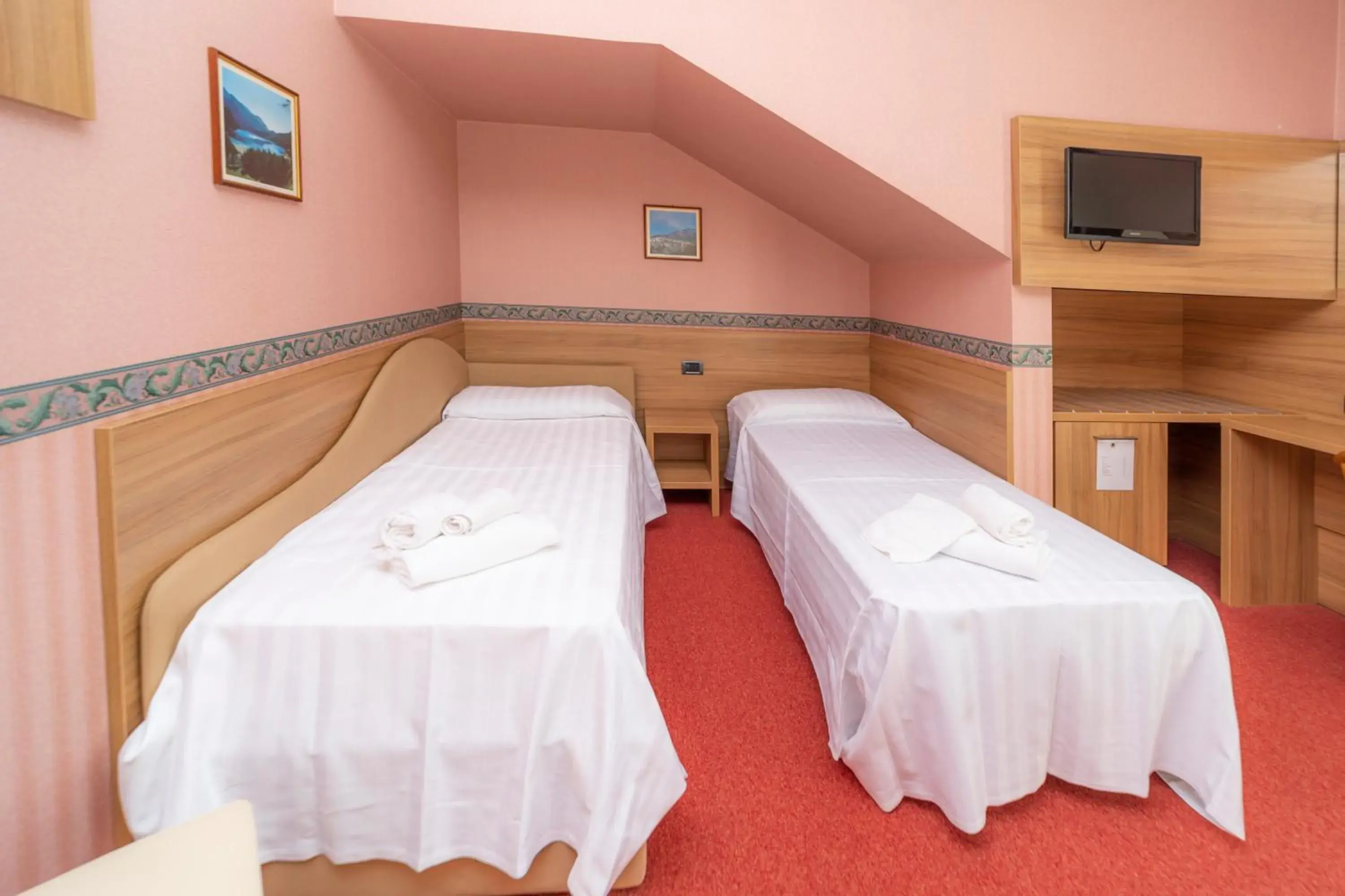 Bedroom in Hotel Della Torre