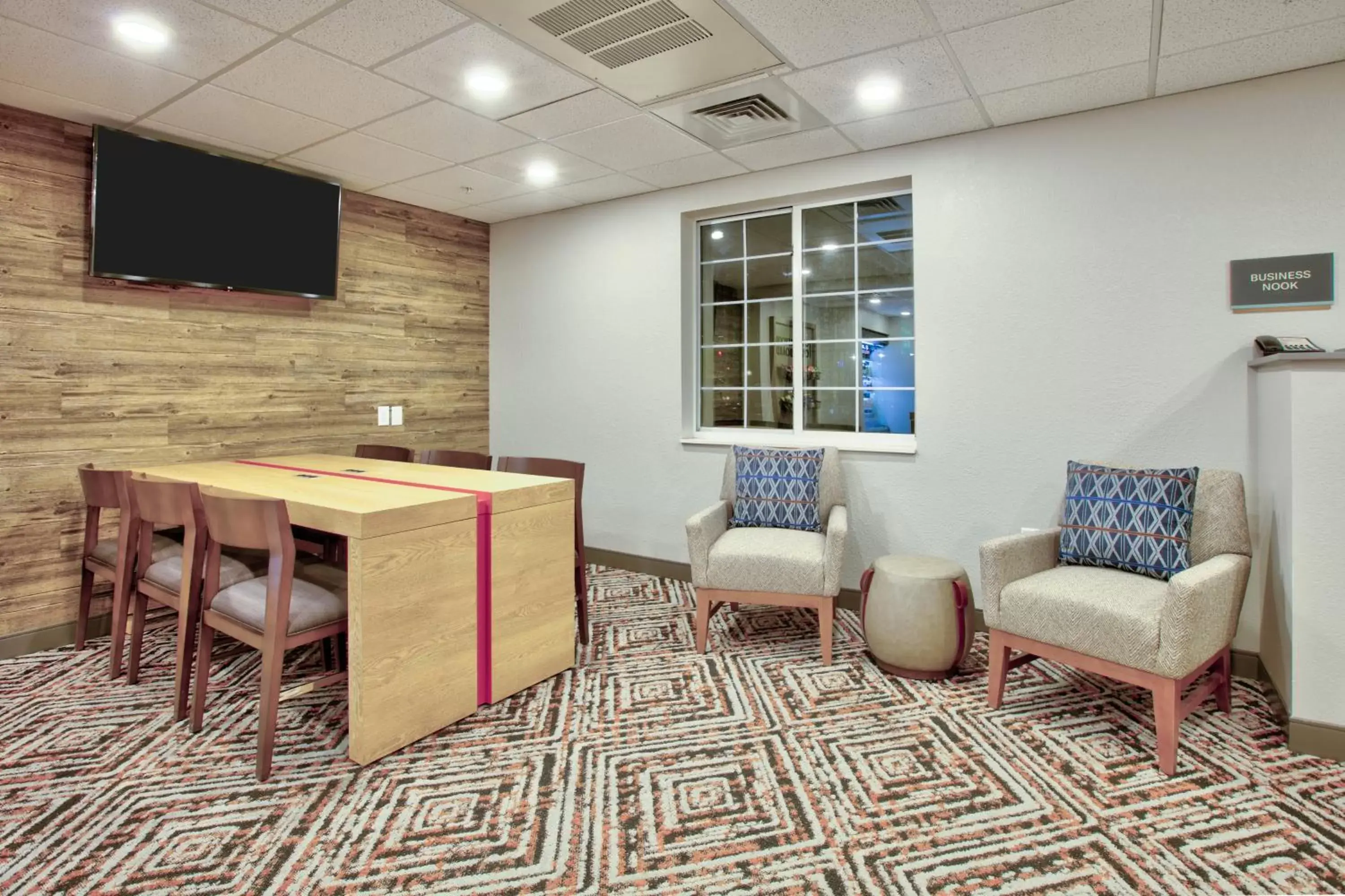 Meeting/conference room in Candlewood Suites Idaho Falls, an IHG Hotel