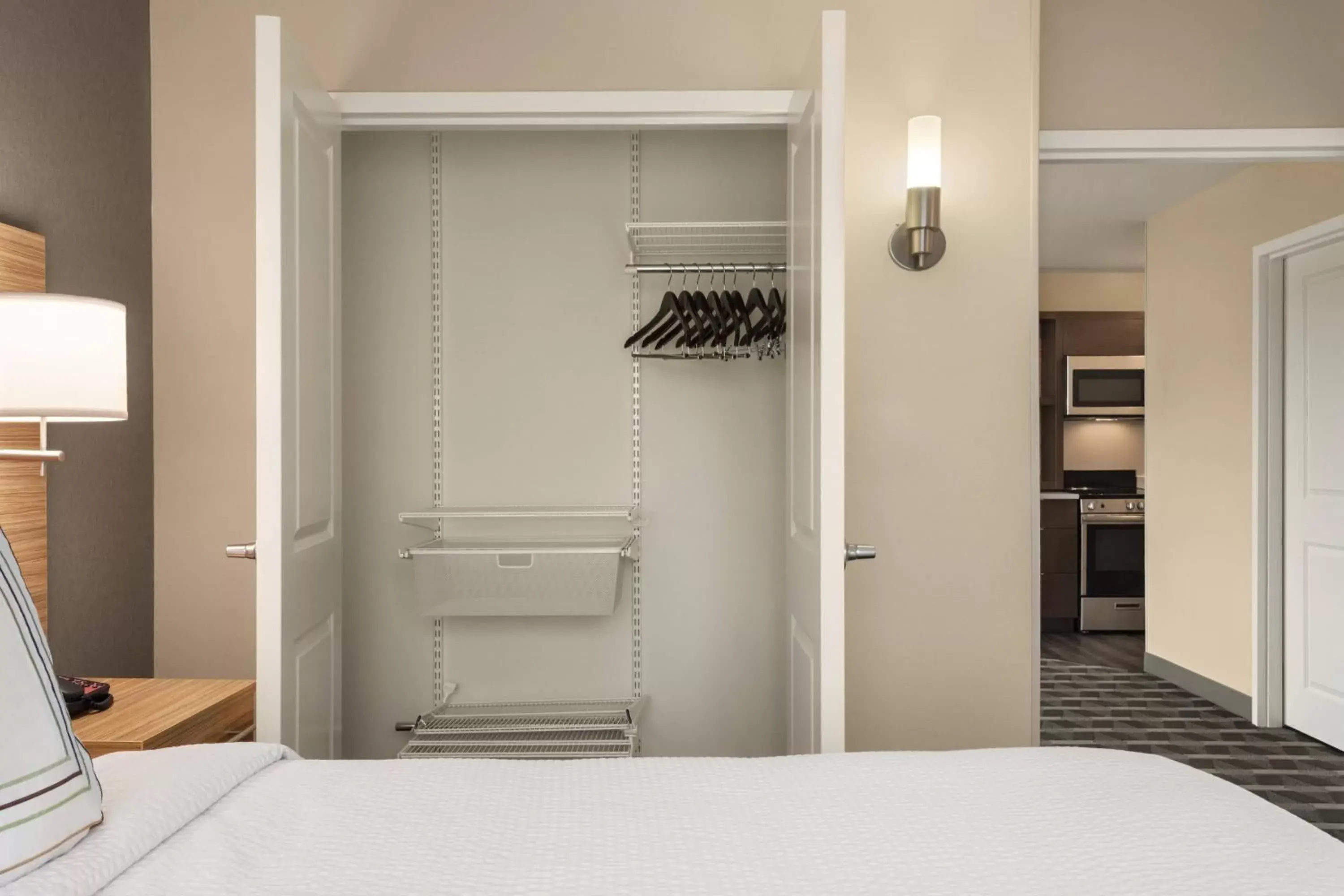 Bedroom, Bed in TownePlace Suites by Marriott Janesville
