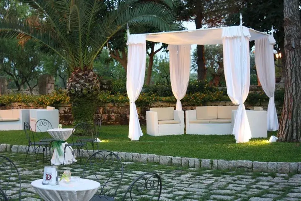 Garden, Banquet Facilities in Relais Reggia Domizia
