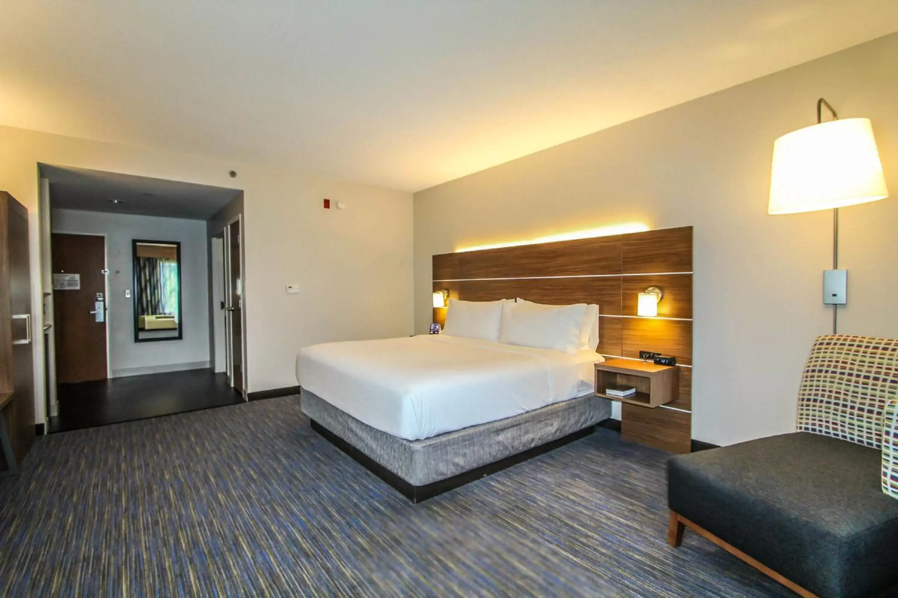 Photo of the whole room, Bed in Holiday Inn Express Hotel & Suites Charleston - North, an IHG Hotel