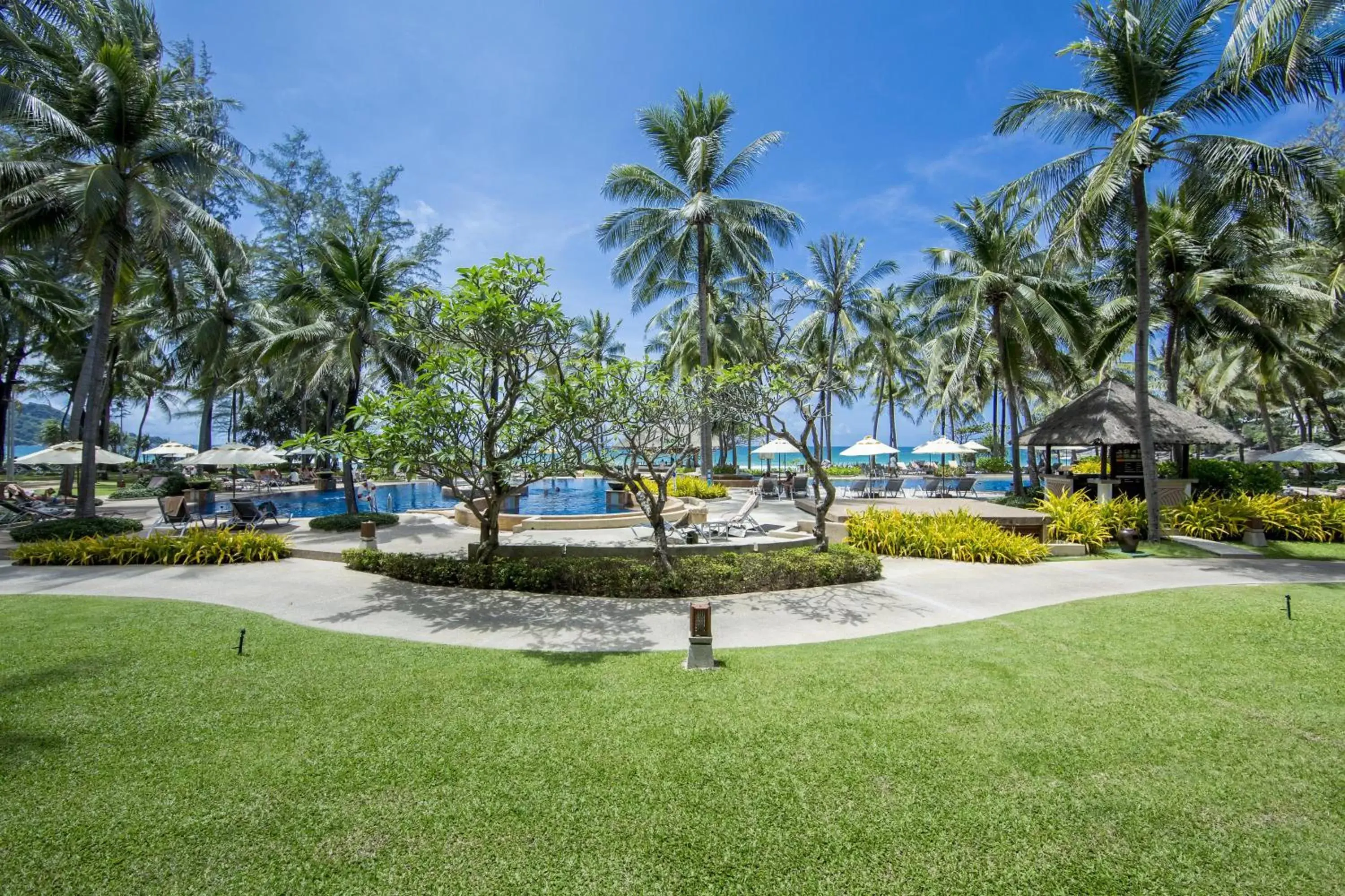 Garden in Katathani Phuket Beach Resort - SHA Extra Plus