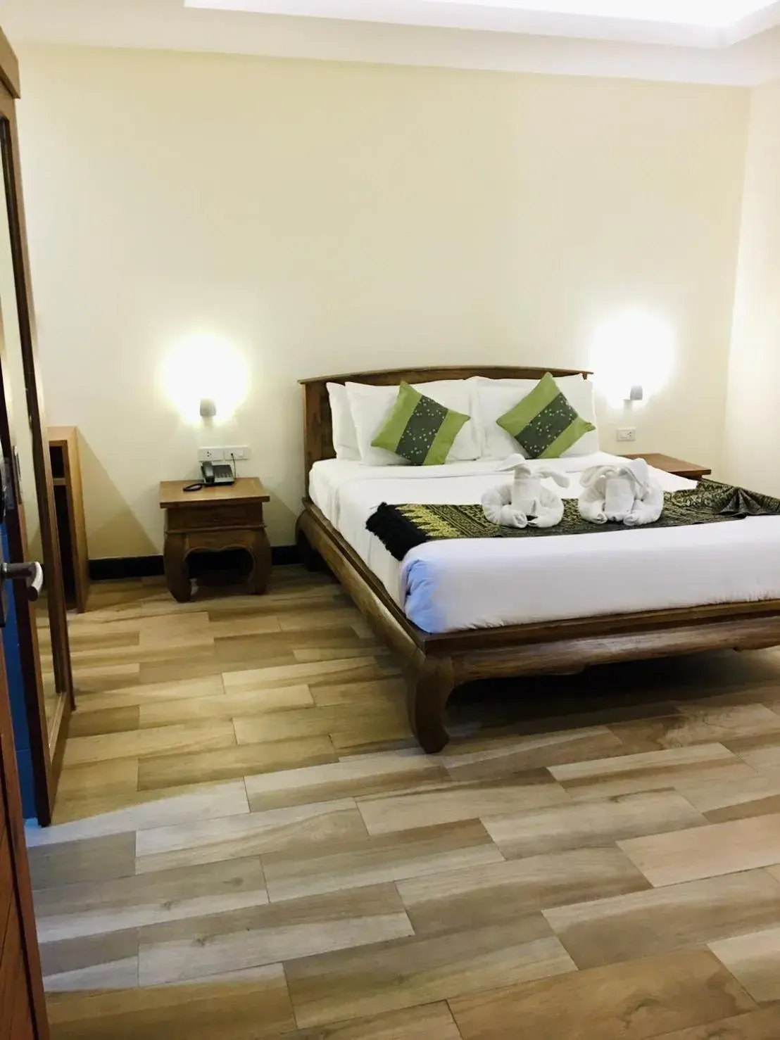 Bedroom, Bed in Samui Bayview Resort & Spa