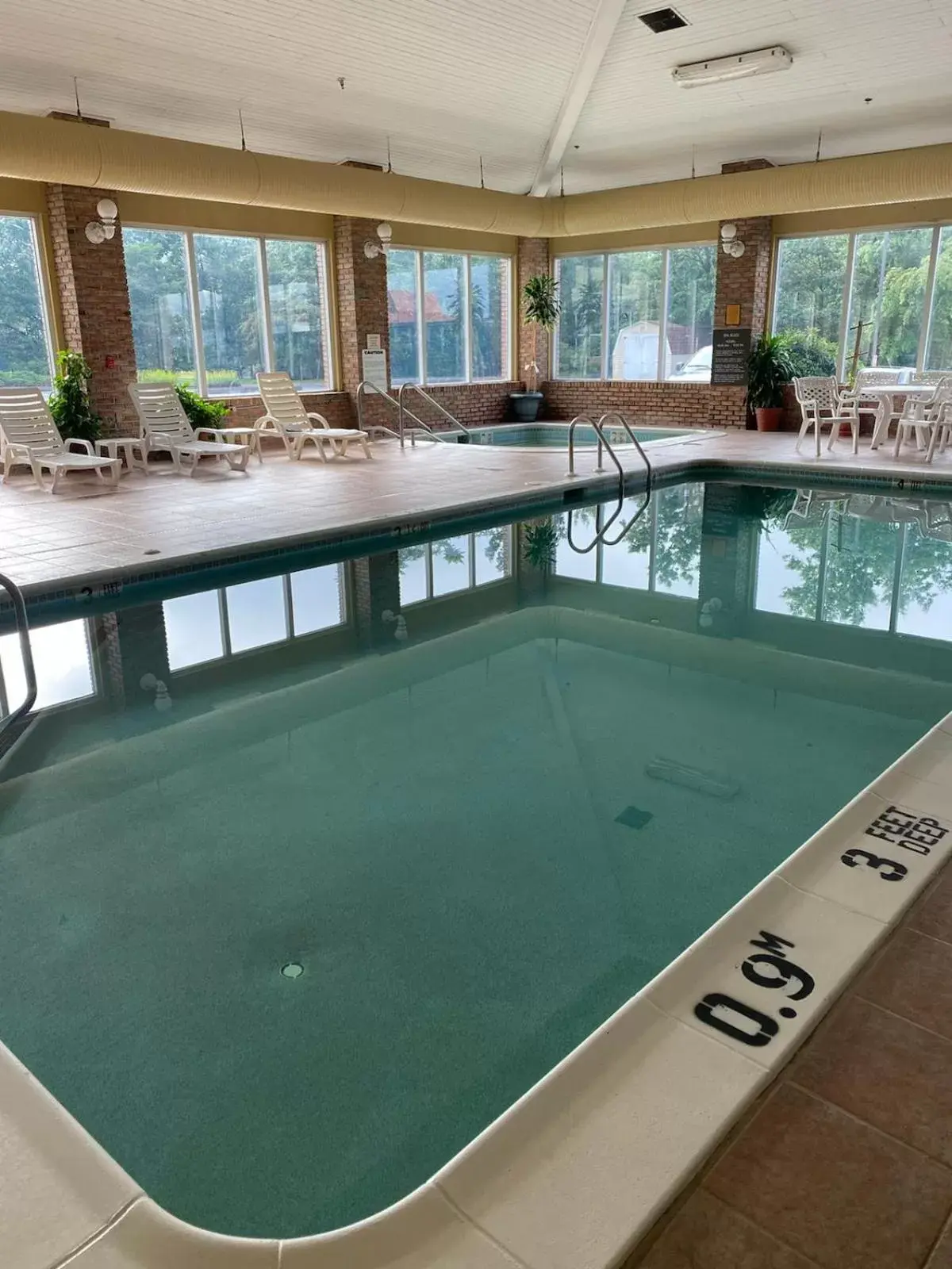 Pool view, Swimming Pool in Comfort Suites Scranton near Montage Mountain