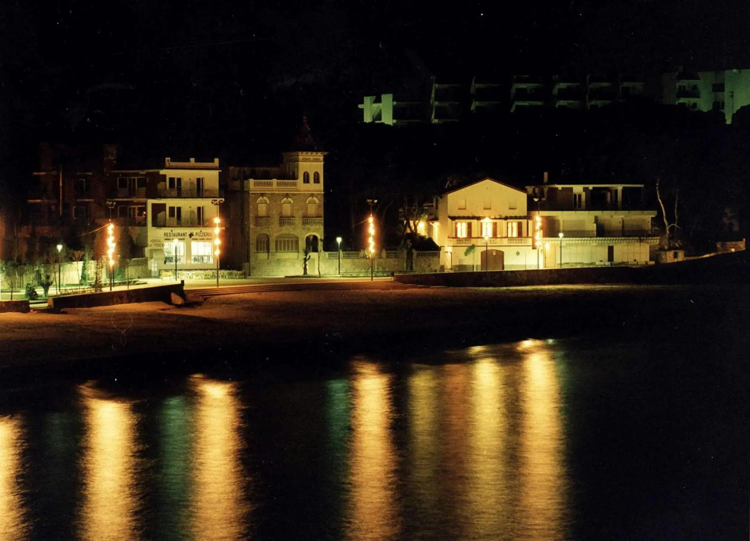 Sea view, Neighborhood in Hostal La Fosca