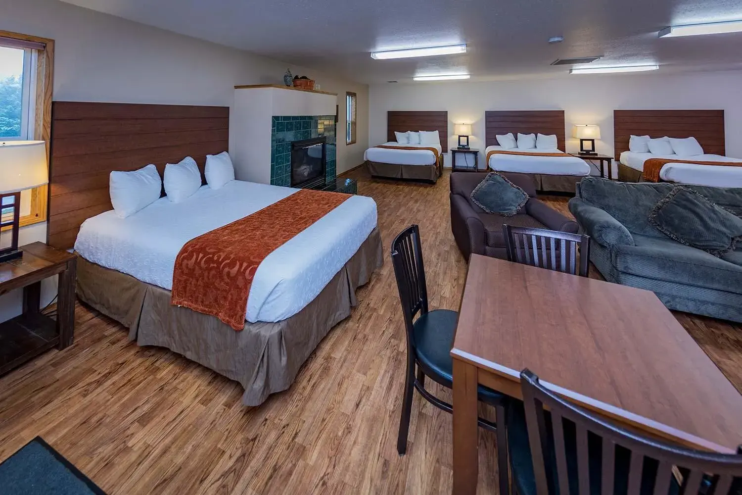Bed in Nisqually Lodge