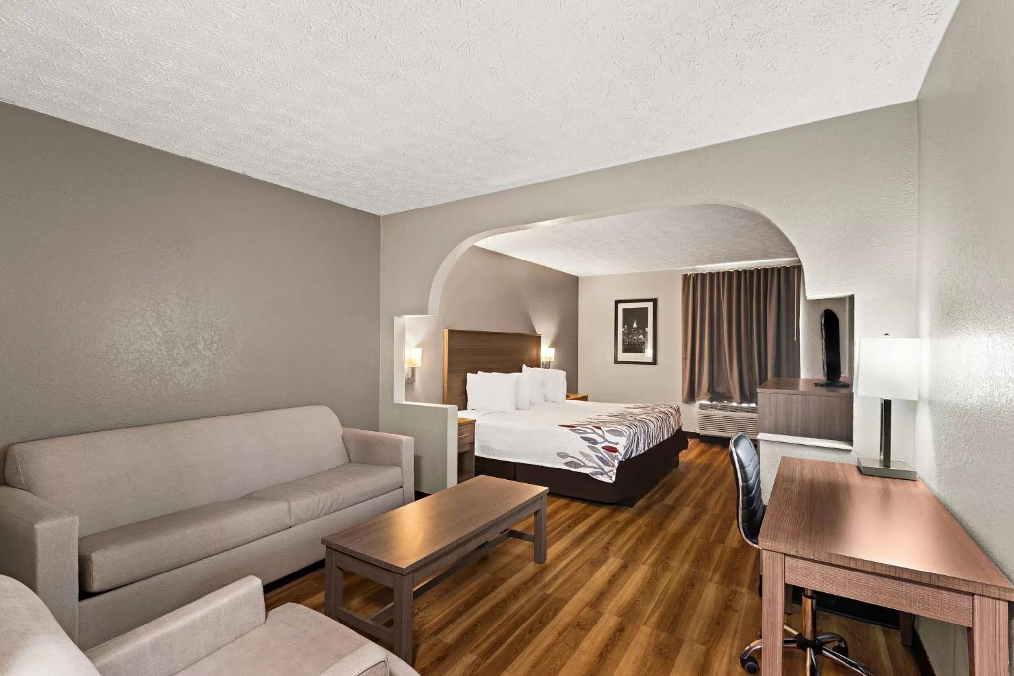 Two Room Suite with One Double Bed Disability Access Non-Smoking in Red Roof Inn & Suites Newnan