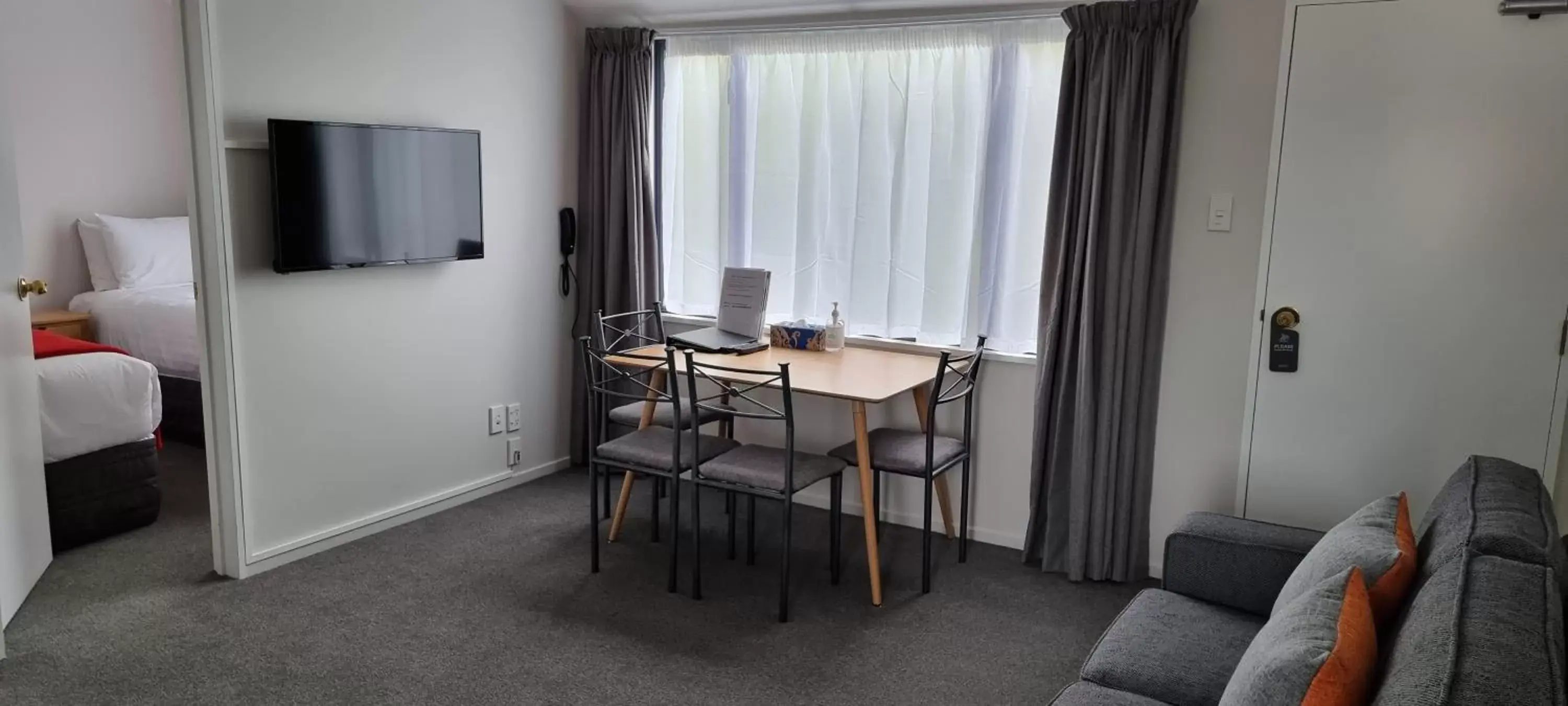 TV and multimedia, TV/Entertainment Center in Riccarton Mall Motel