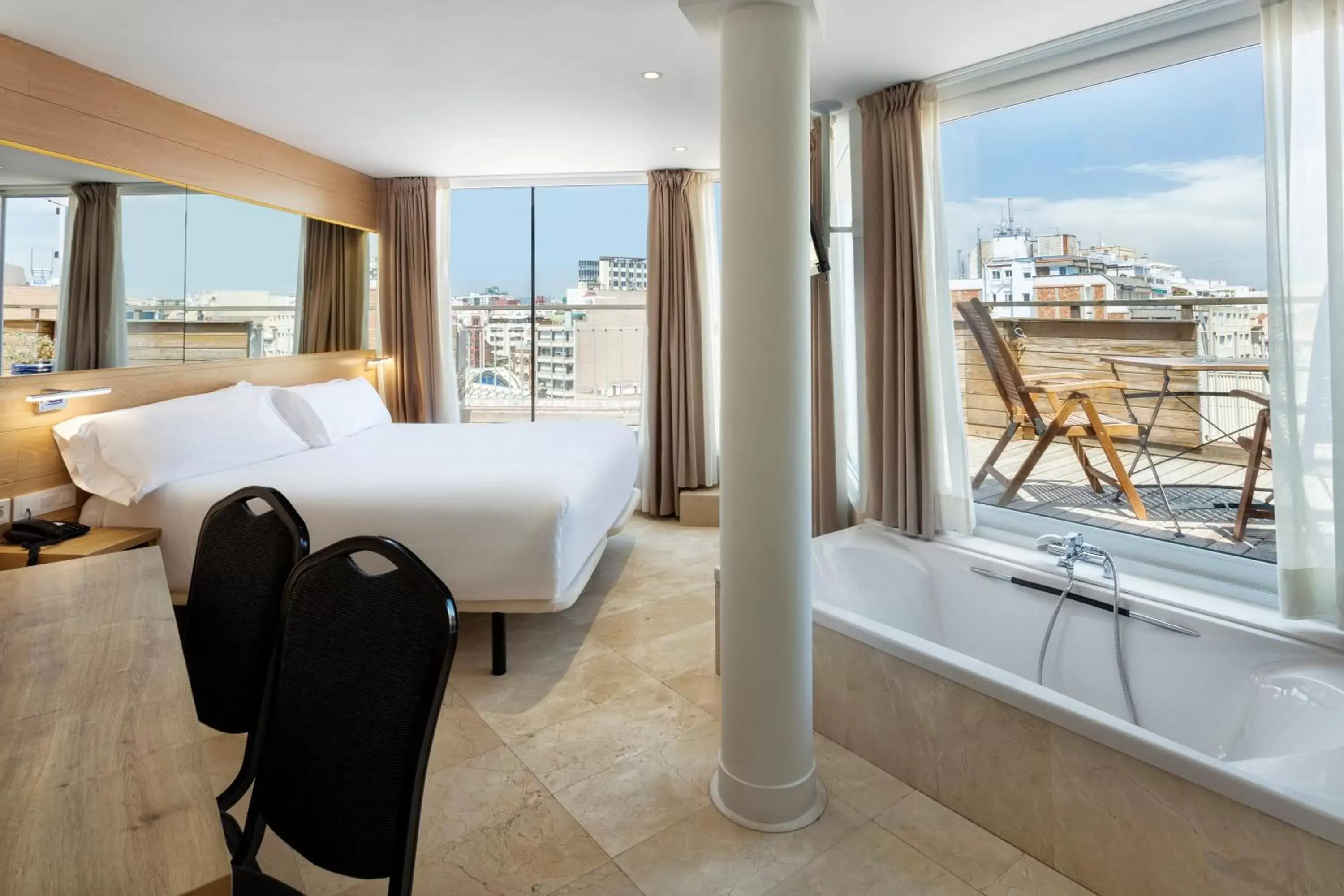 Bed in B&B HOTEL Tarragona Centro Urbis