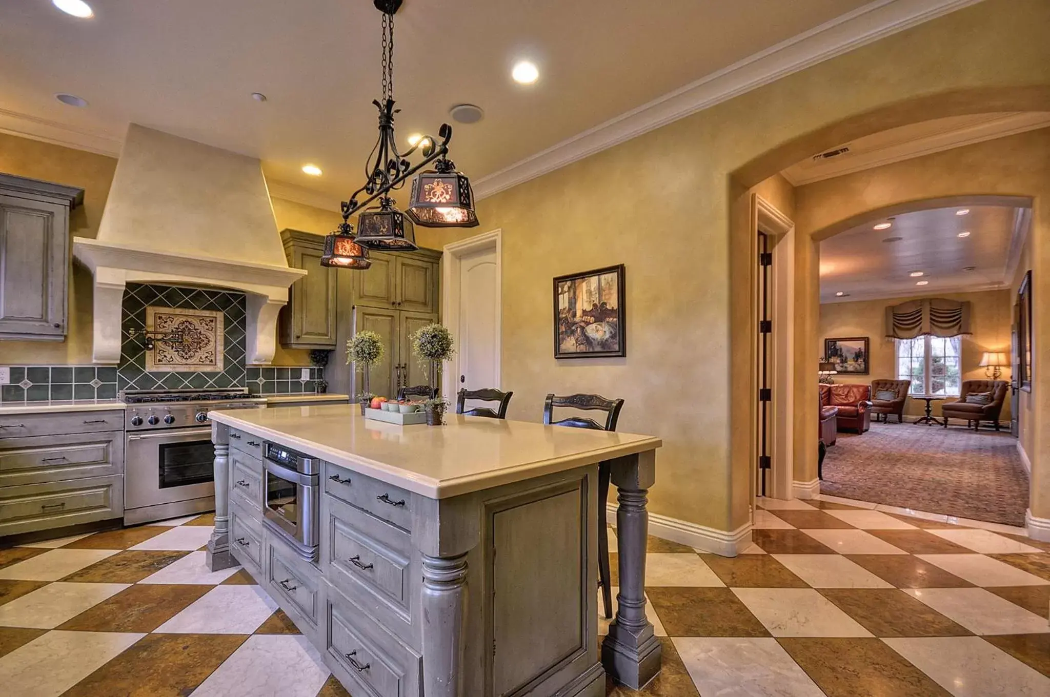 Communal kitchen, Kitchen/Kitchenette in The Villa at Arden Hills