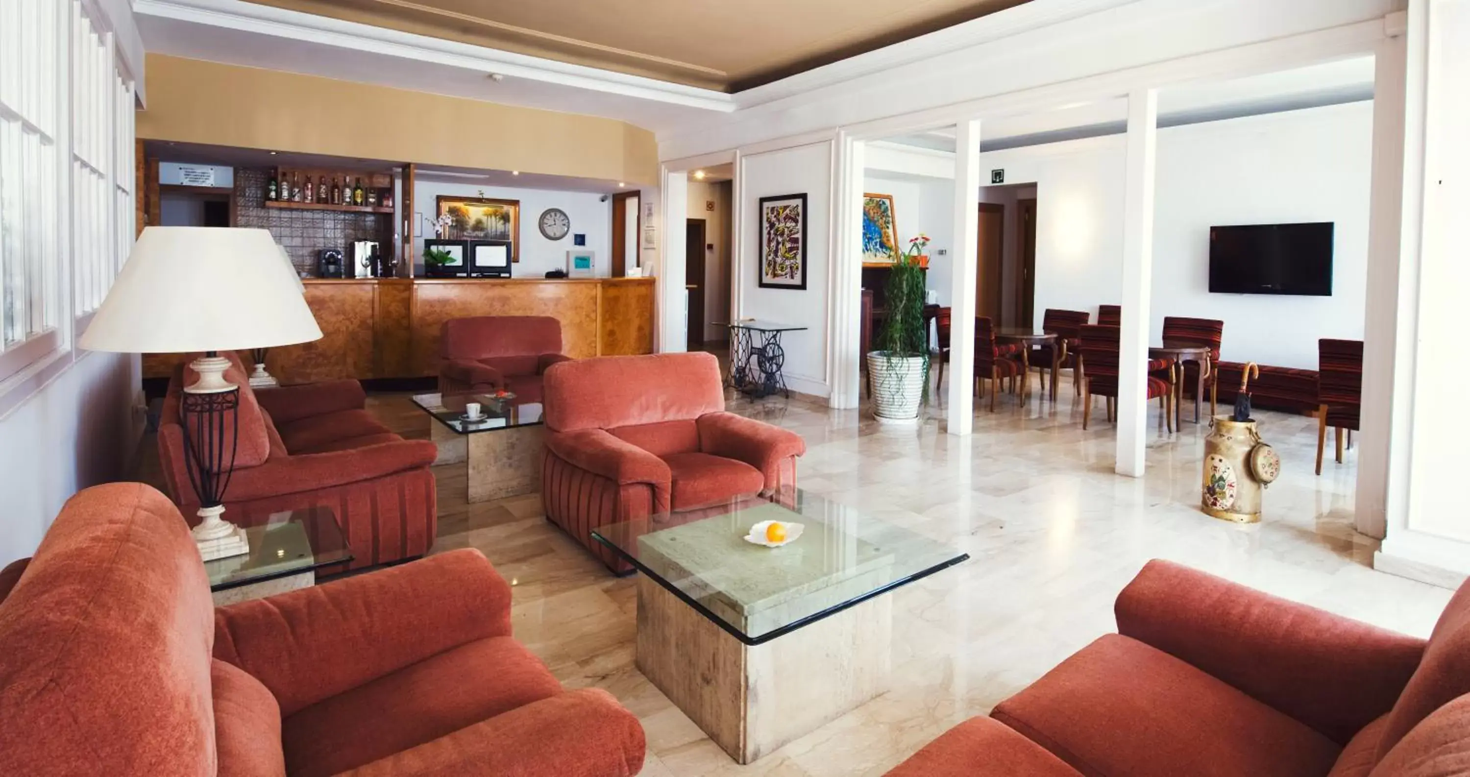 Lounge or bar, Lounge/Bar in Hotel Miramar Badalona
