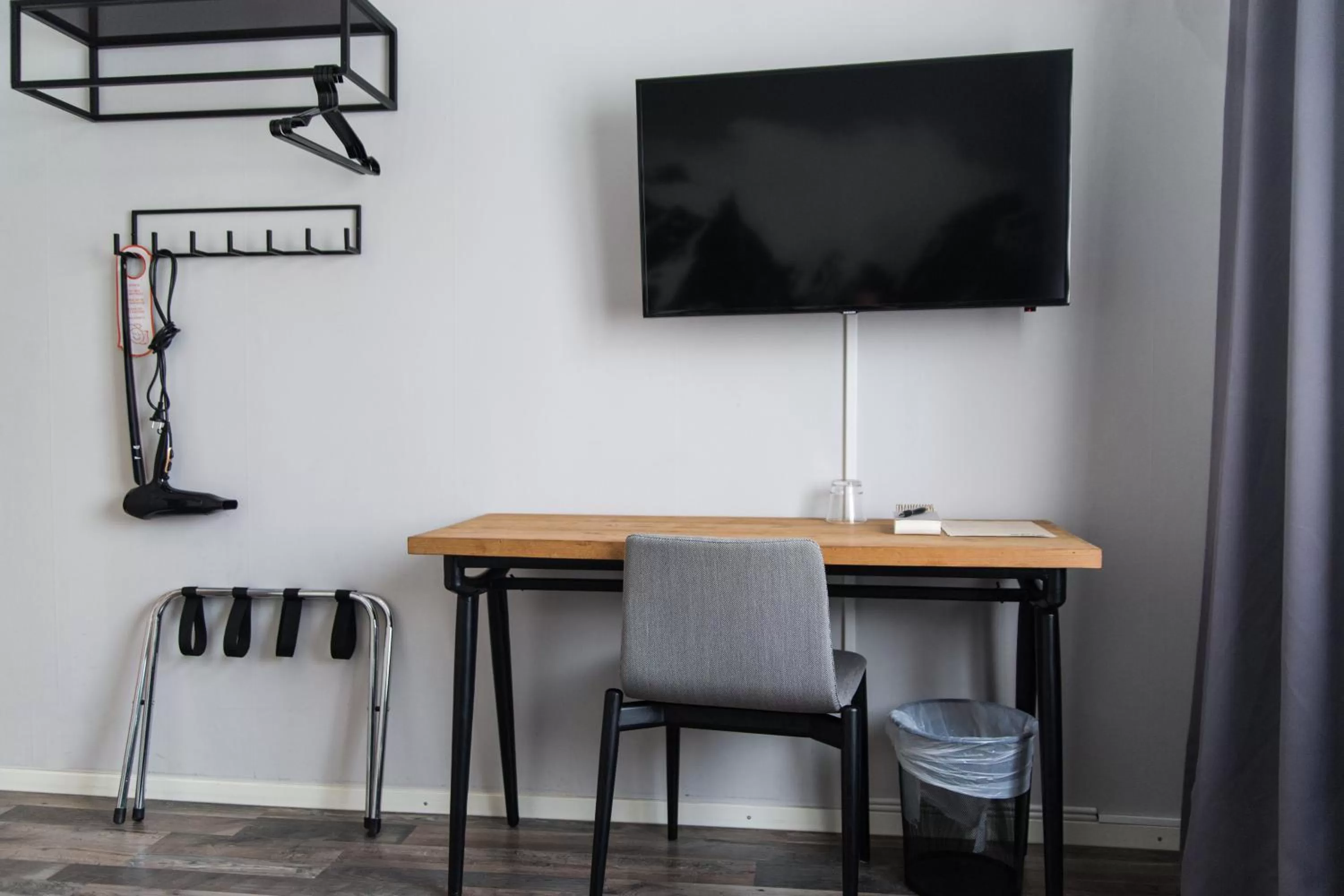 Property building in SPiS Hotel & Hostel