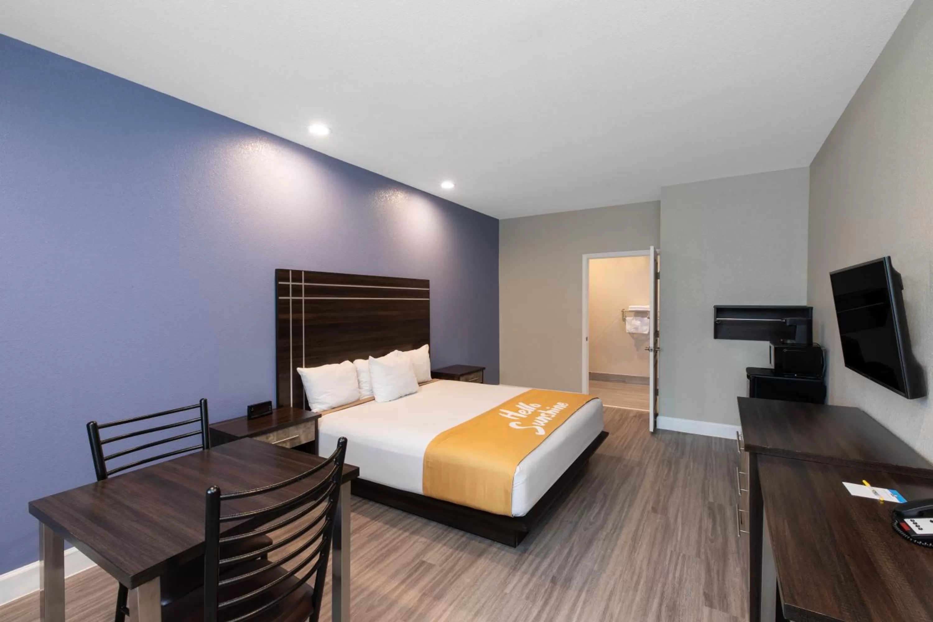 Bed in Days Inn & Suites by Wyndham La Porte