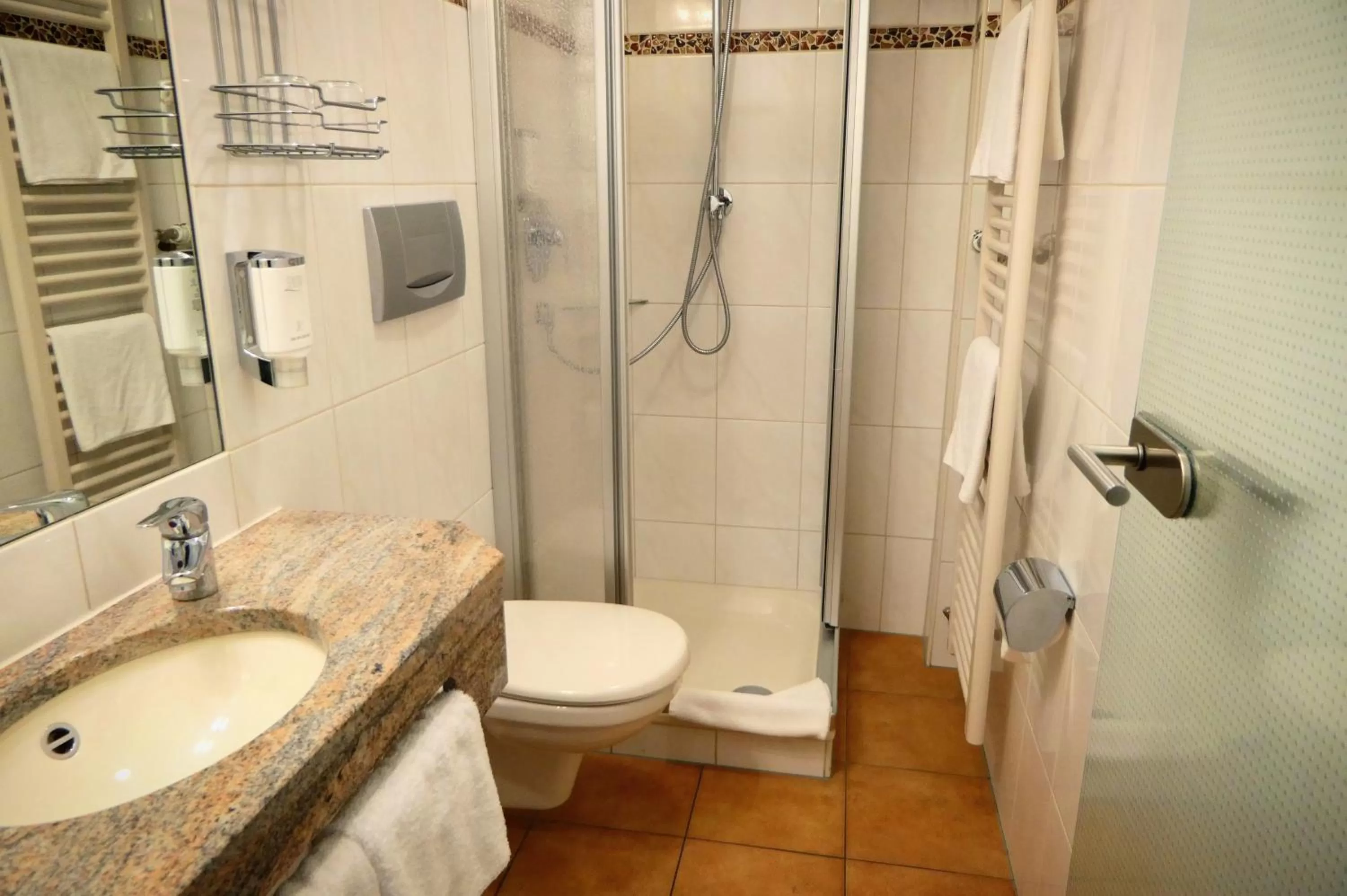 Bathroom in Hotel Christel