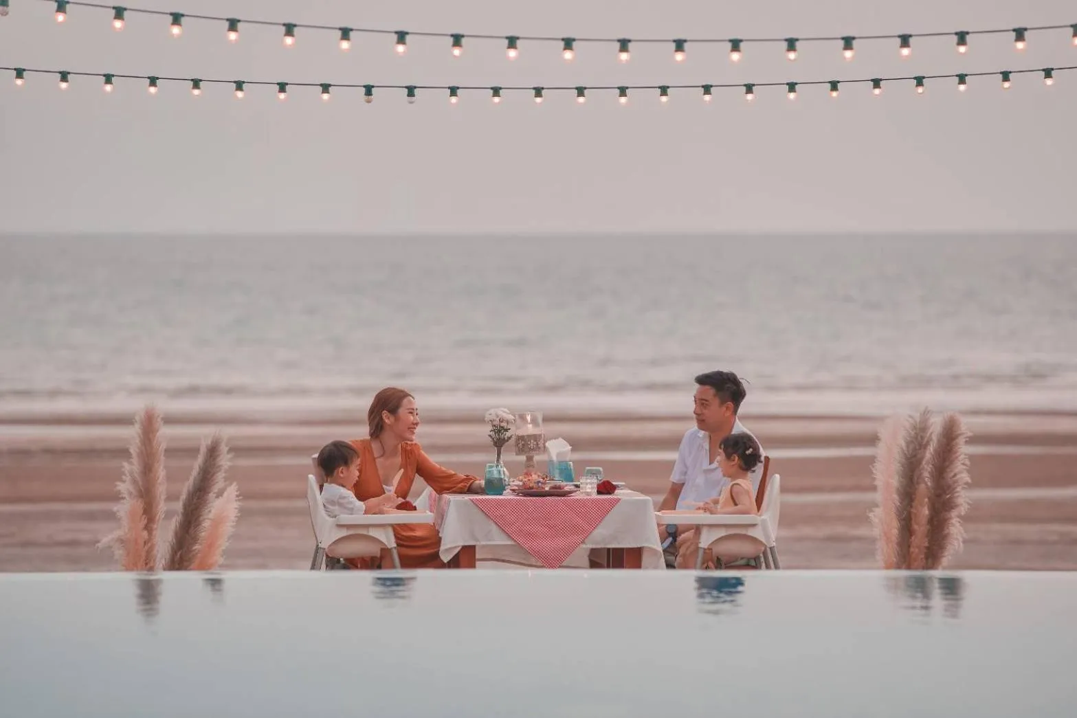Dining area in Twin Bay Resort Koh Lanta