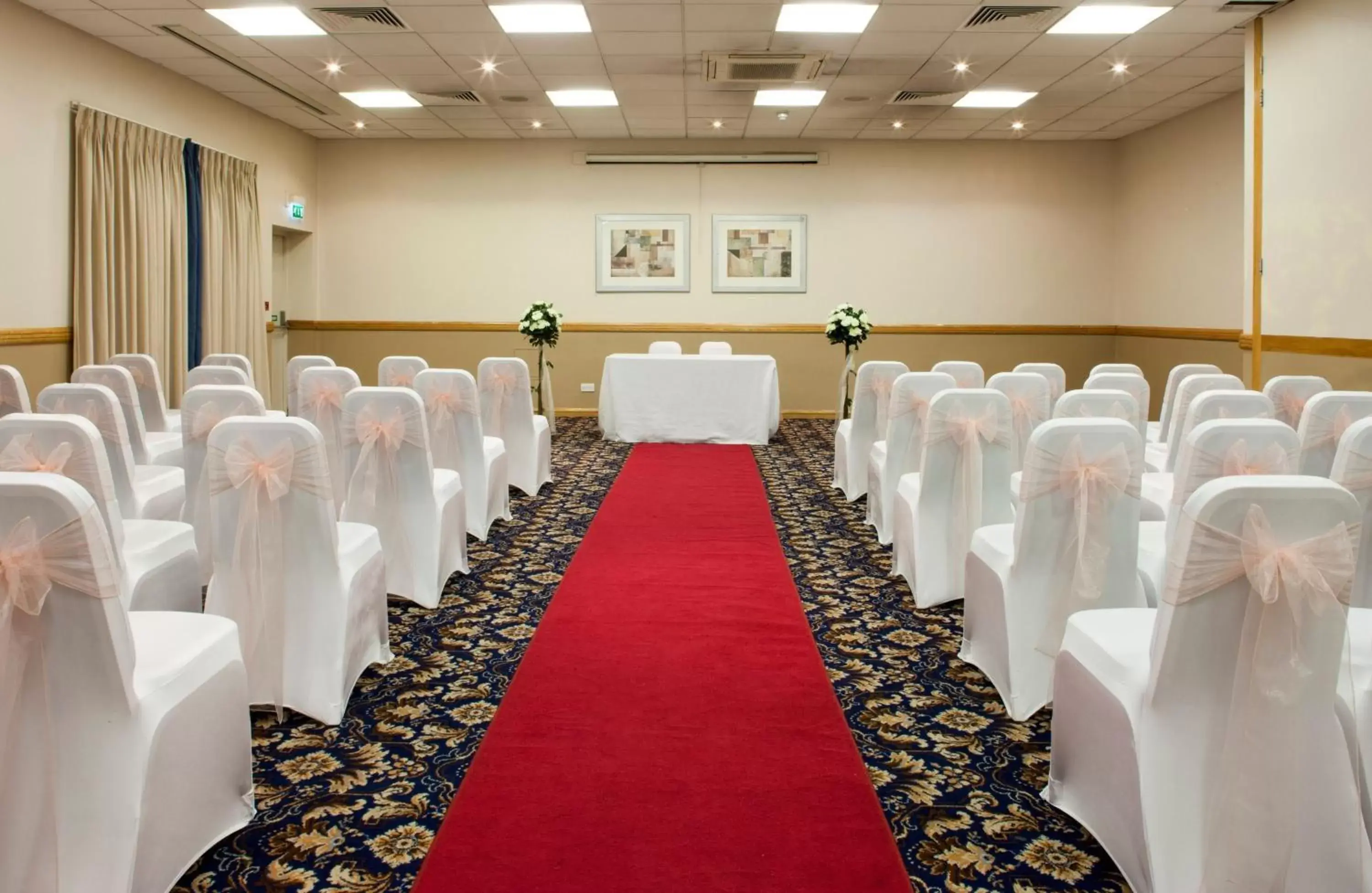 Meeting/conference room, Banquet Facilities in Holiday Inn Leeds-Wakefield M1 Jct40, an IHG Hotel