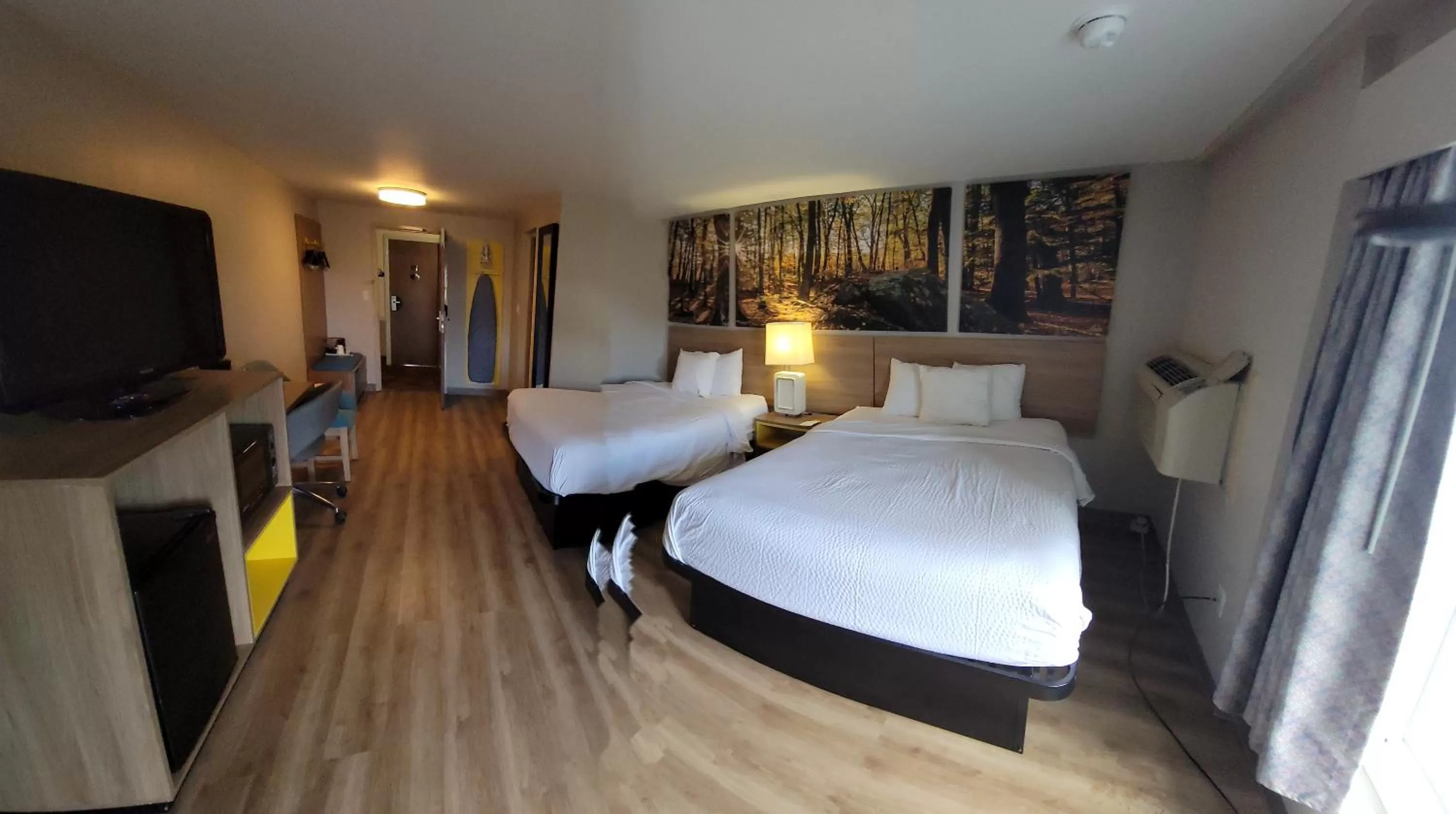 Bed in Days Inn By Wyndham Carlisle North