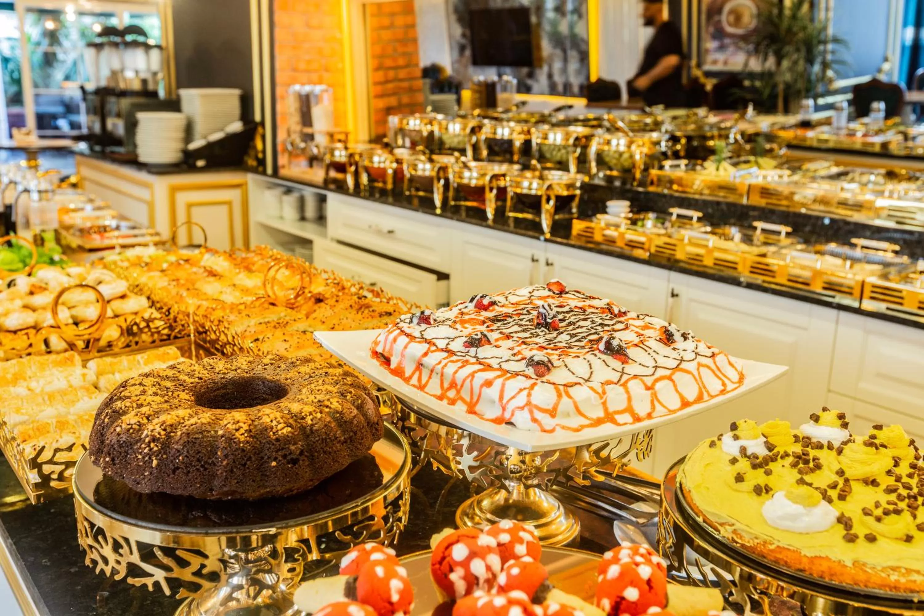 Restaurant/places to eat in Andalouse Otel